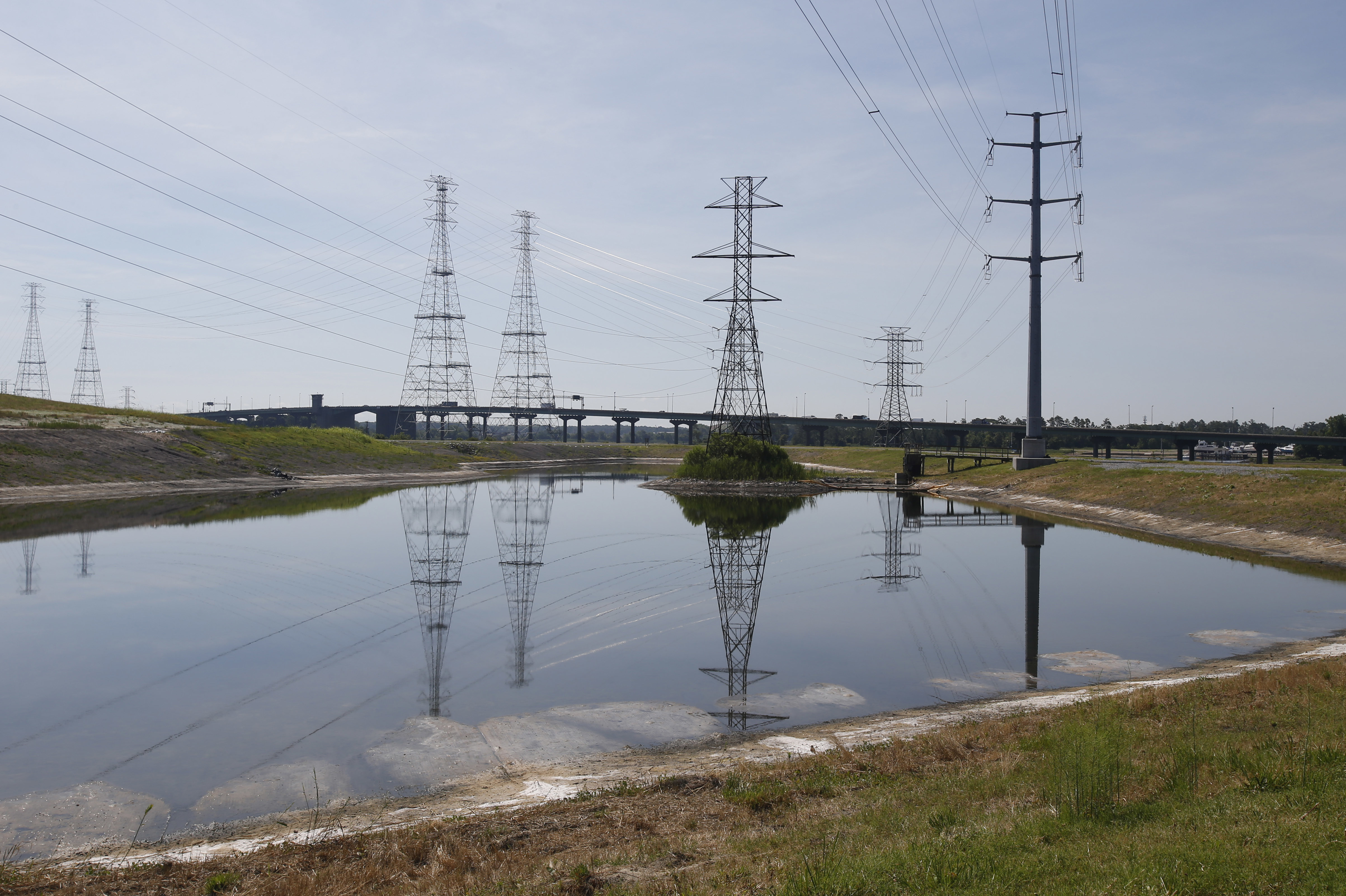 Advocates oppose EPA's delay of coal plant pollution limits