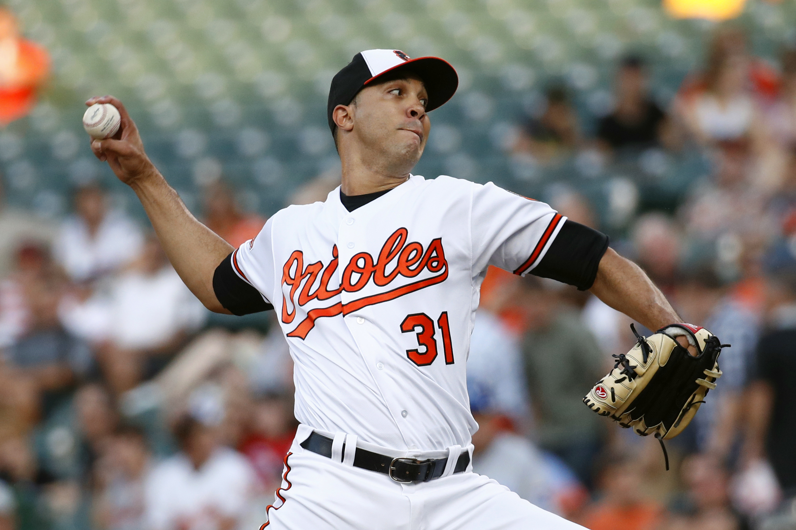 Gentry hits game-winner as Orioles beat Royals 2-1