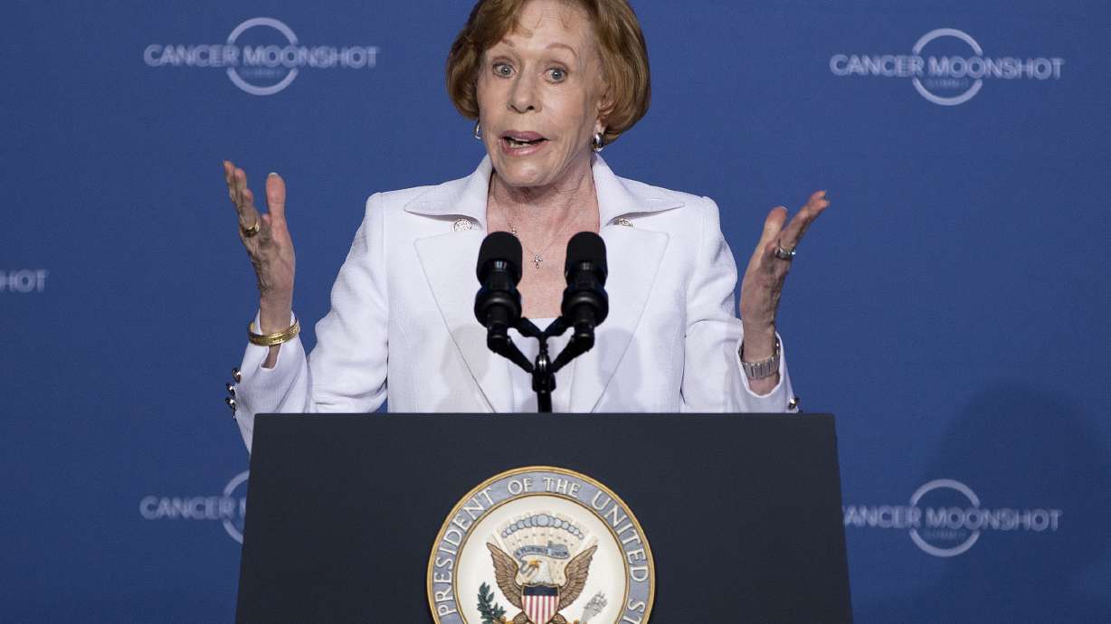 Carol Burnett returns to TV with "A Little Help"