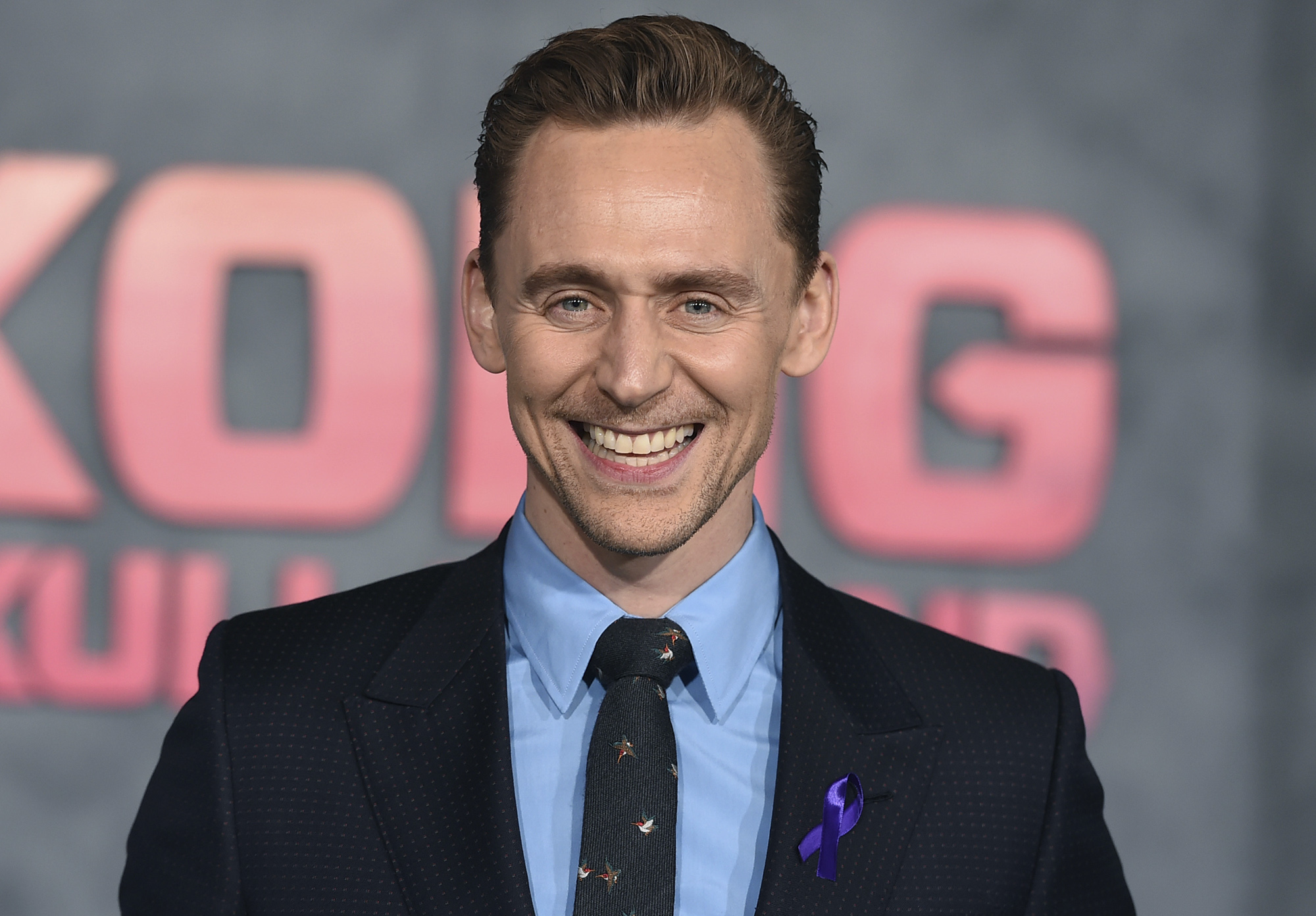 Tom Hiddleston to play 'Hamlet' at tiny London theater
