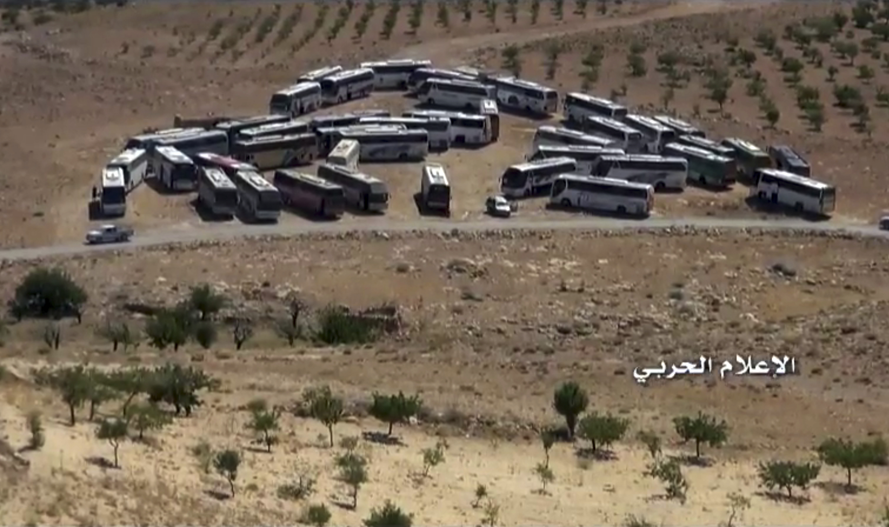 Delays, hesitation mark Syrians' return from Lebanon