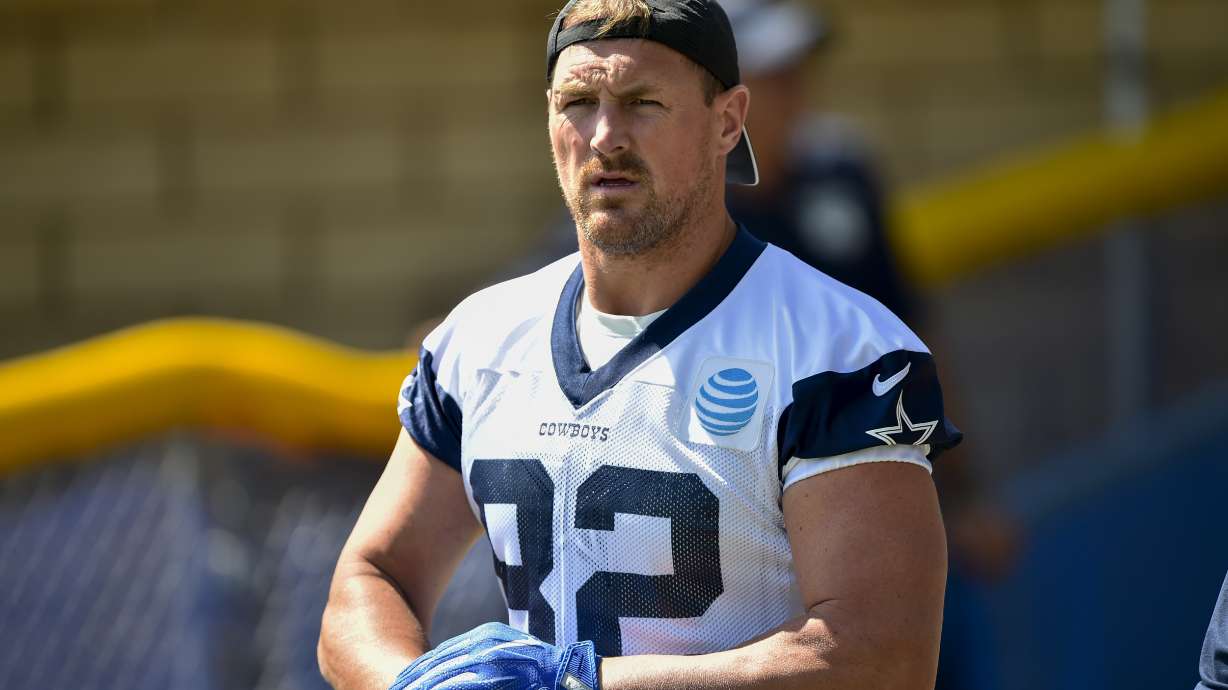 Ageless Witten's Hall visit begs question: Will he make it?