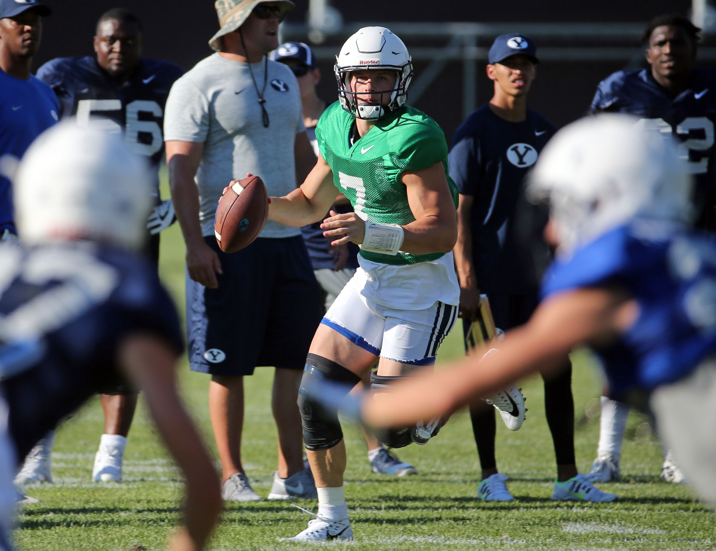 Beau Hoge looks to make a pass during football practice at BYU in Provo on Monday, July 31, 2017. (Photo: Kristin Murphy, Deseret News)