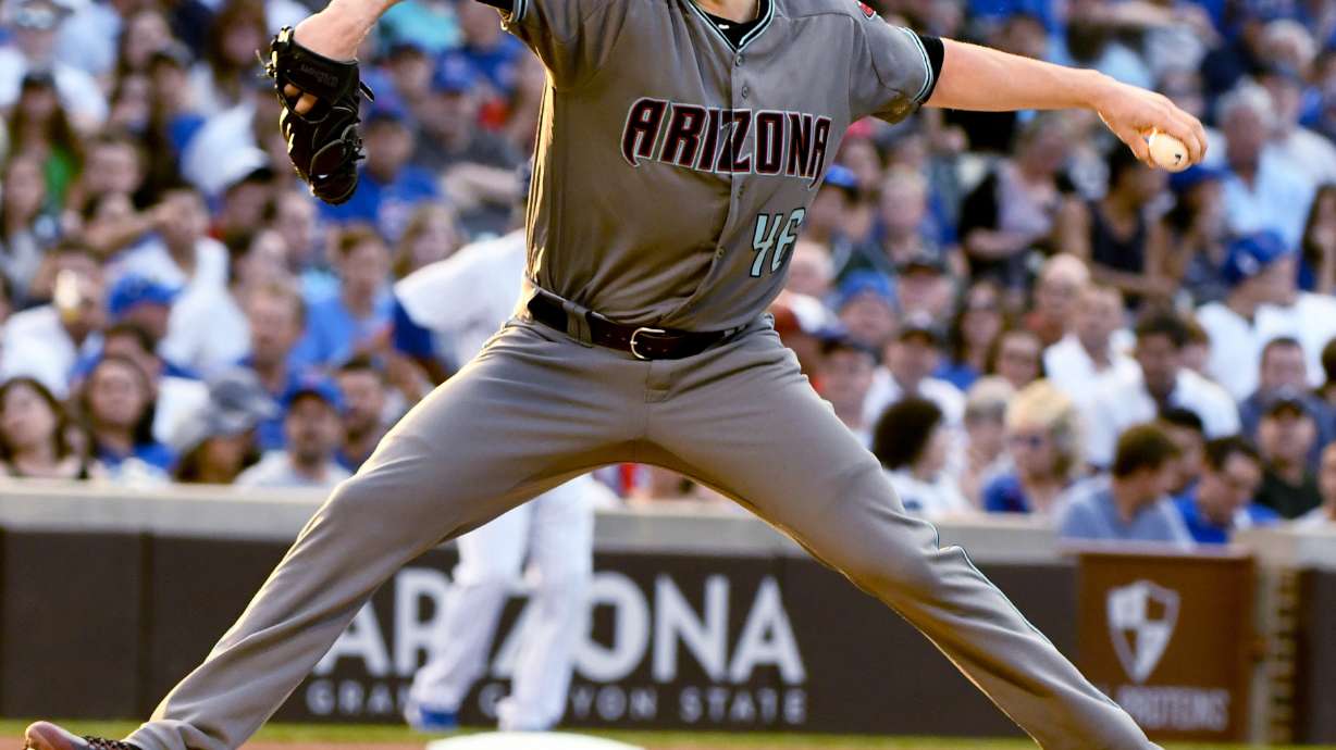 Lester homers as Cubs pound Diamondbacks 16-4