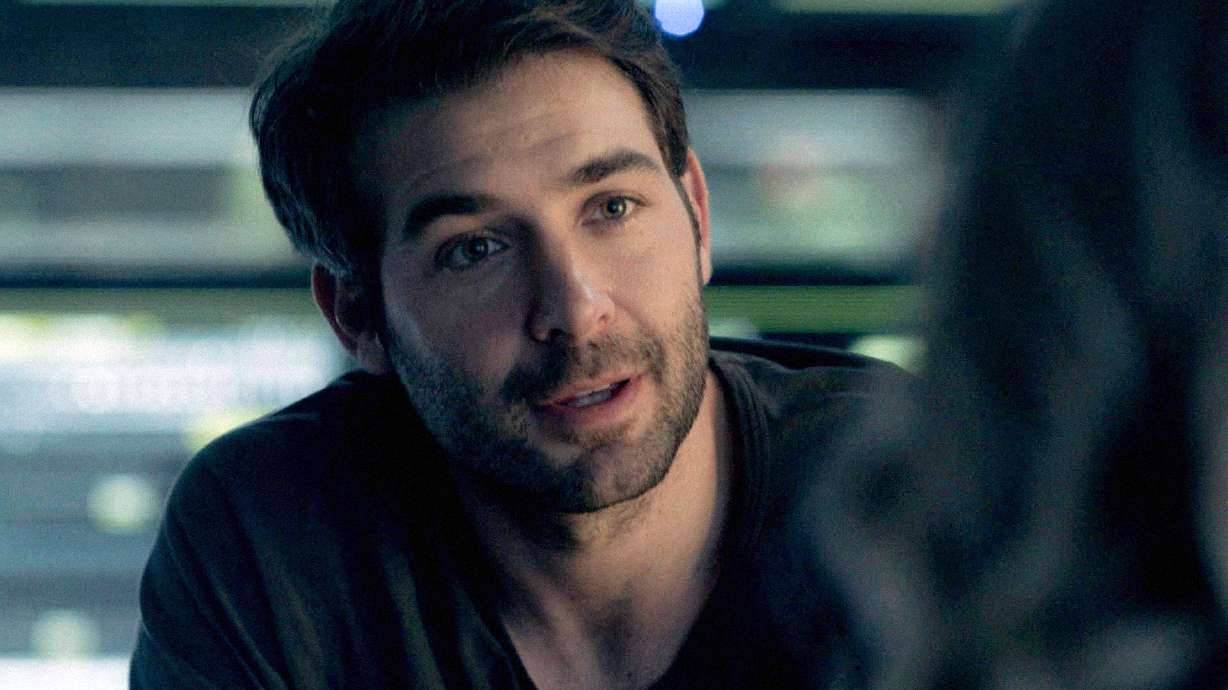 James Wolk balances daddy duty with saving humanity on 'Zoo'