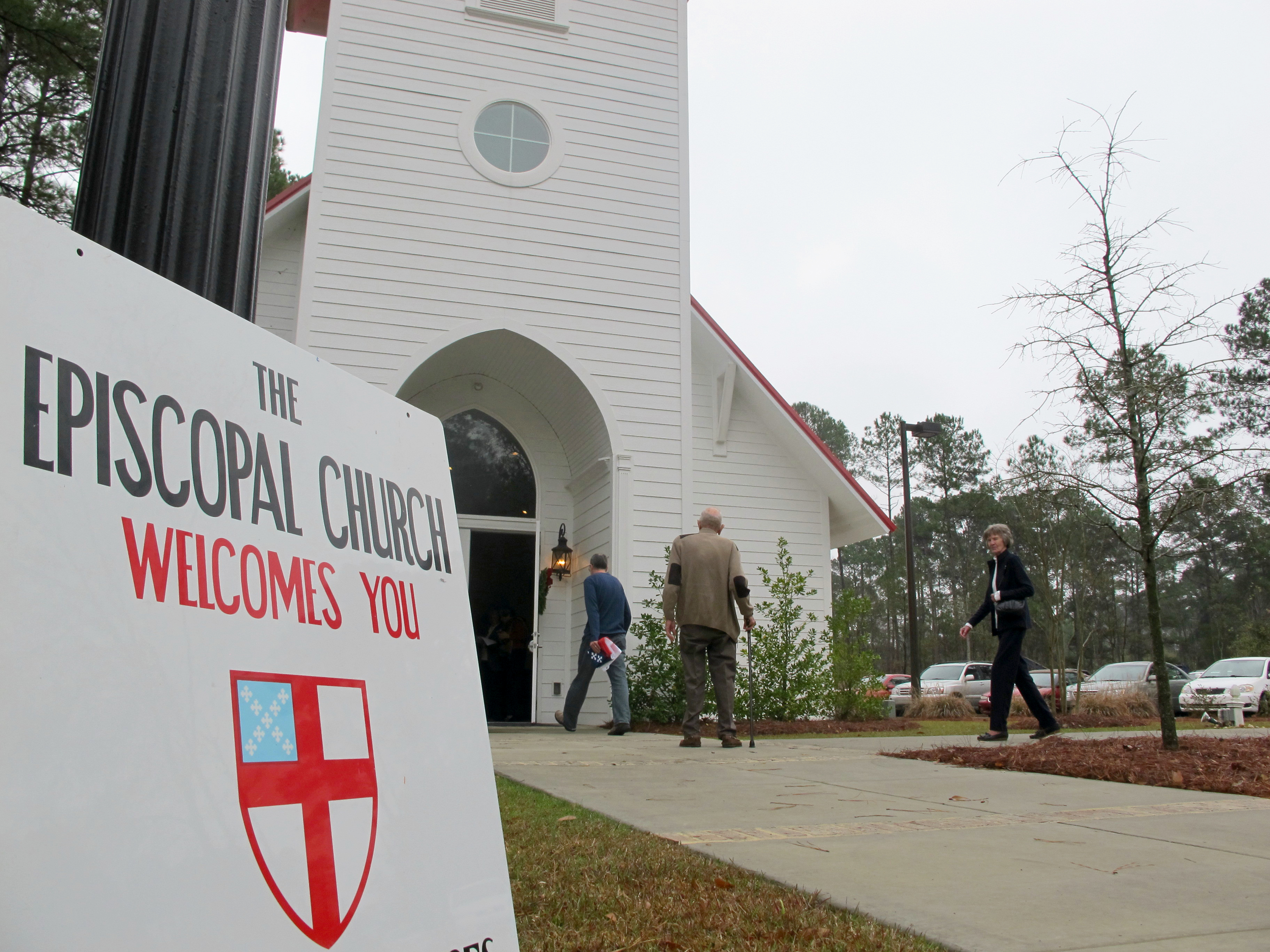 SC: Split Episcopal dioceses can't take millions in property