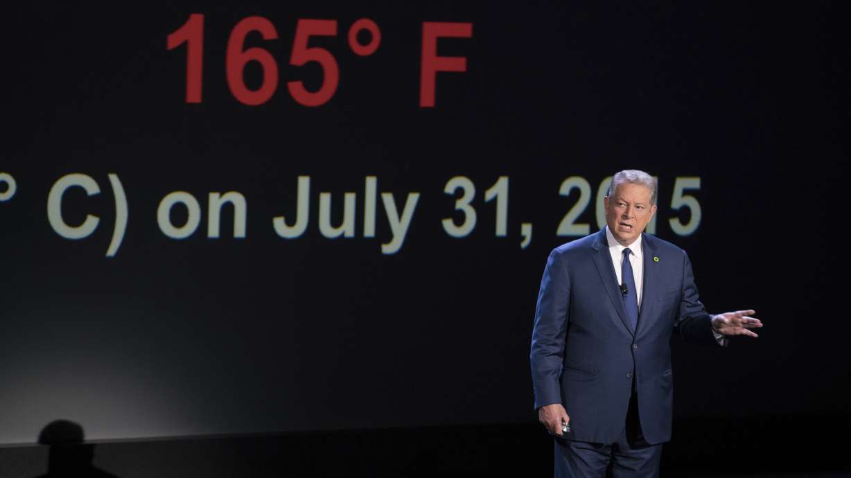 Gore wants 'Inconvenient Sequel' ideas to follow people home