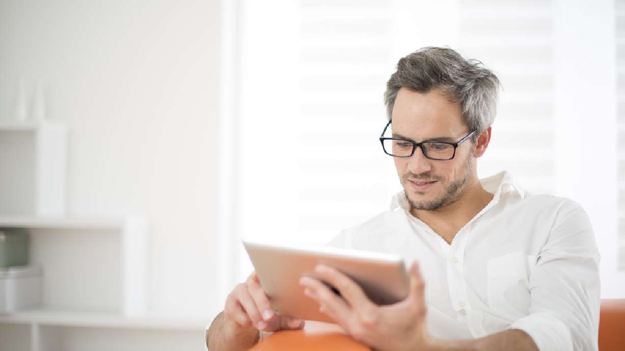 20 books CEOs have on their summer reading list