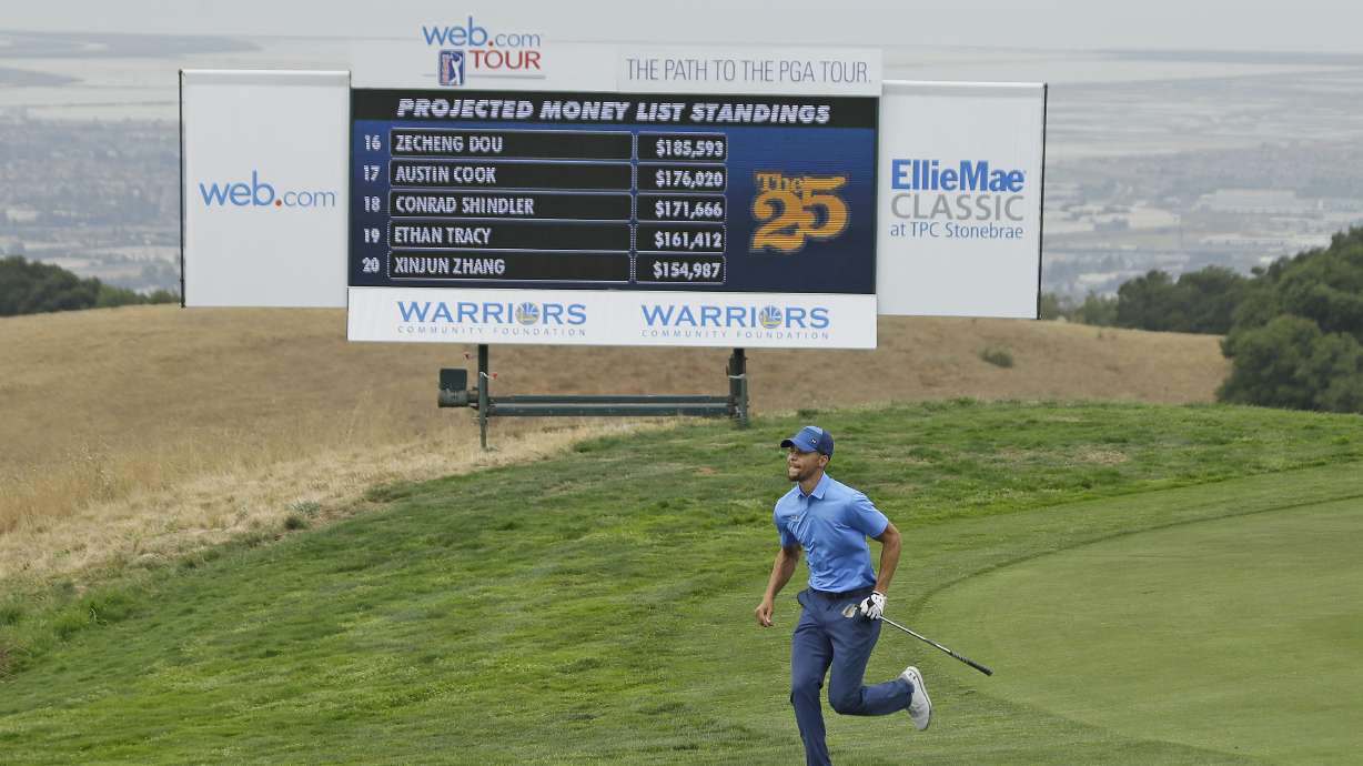 Stephen Curry heats up after slow start in pro golf debut