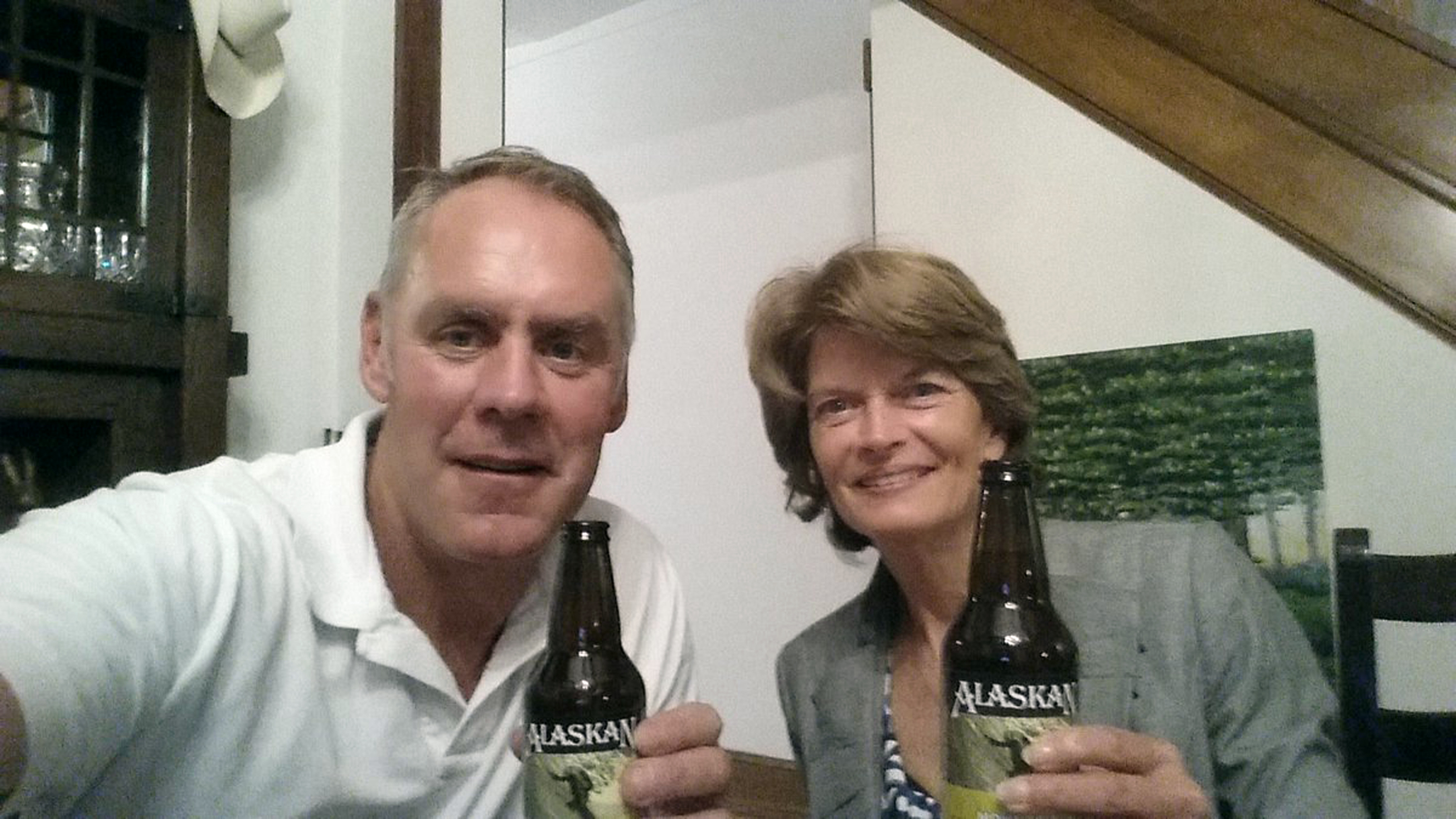 Interior chief says he and Alaska senator bond over beers