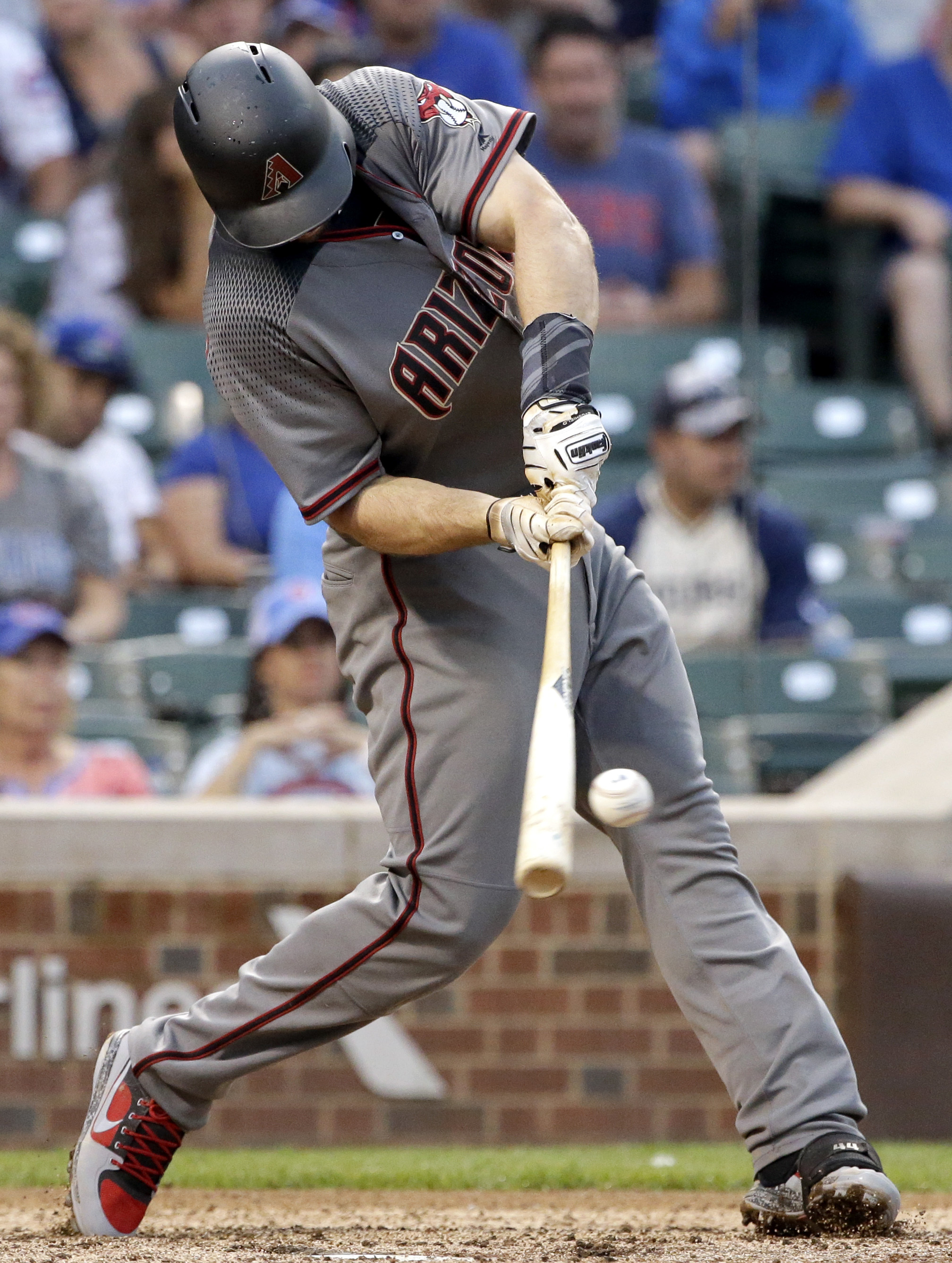 Goldschmidt's third homer of game lifts D'backs over Cubs