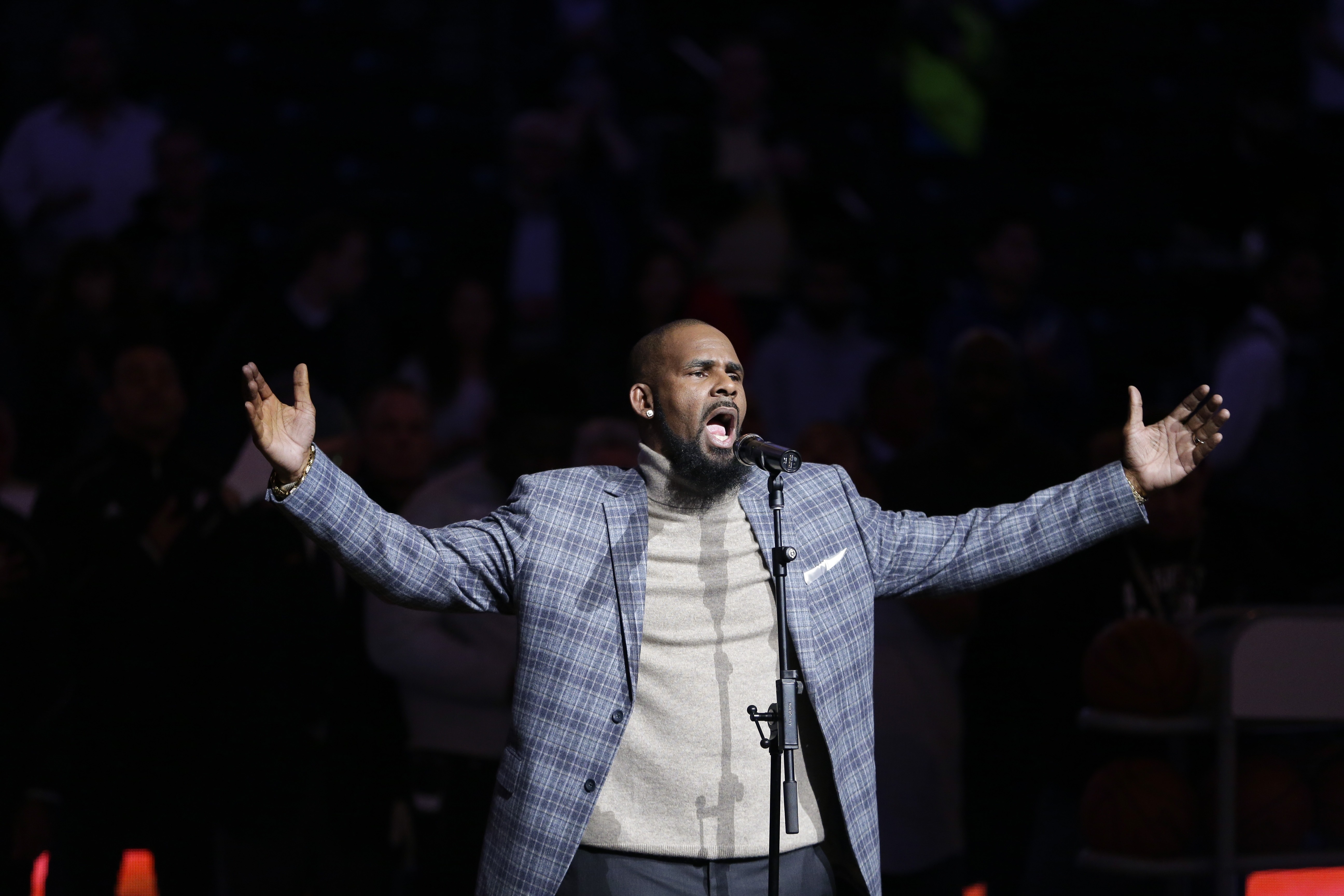 Officials want R. Kelly concert canceled after media report