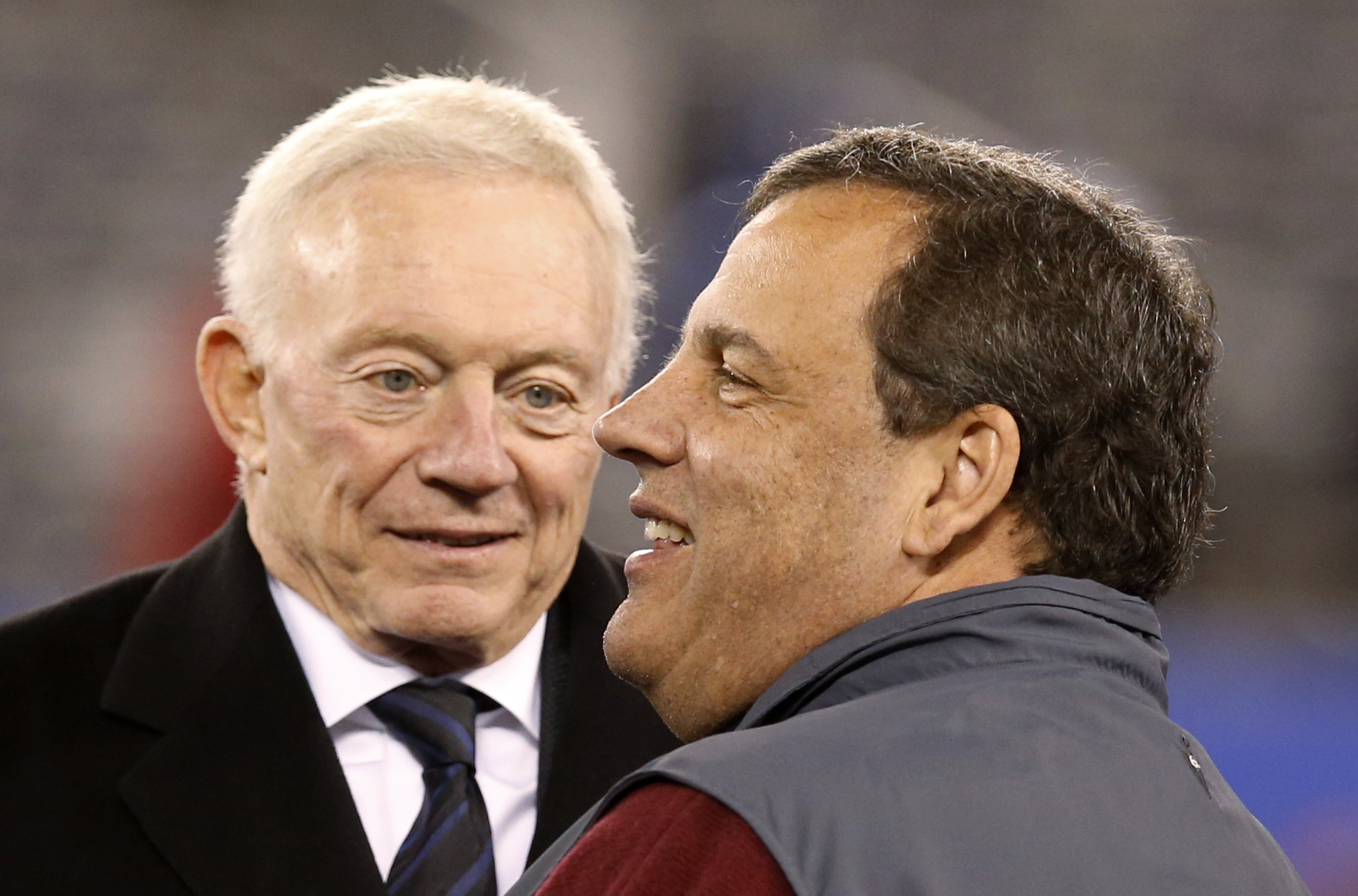 Christie to see Cowboys owner's induction into Hall of Fame