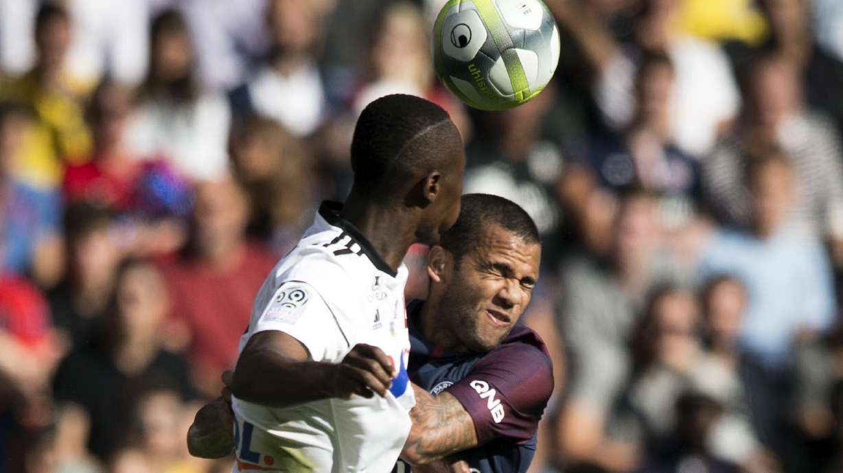 Before moving to PSG, Neymar helped convince Alves to join