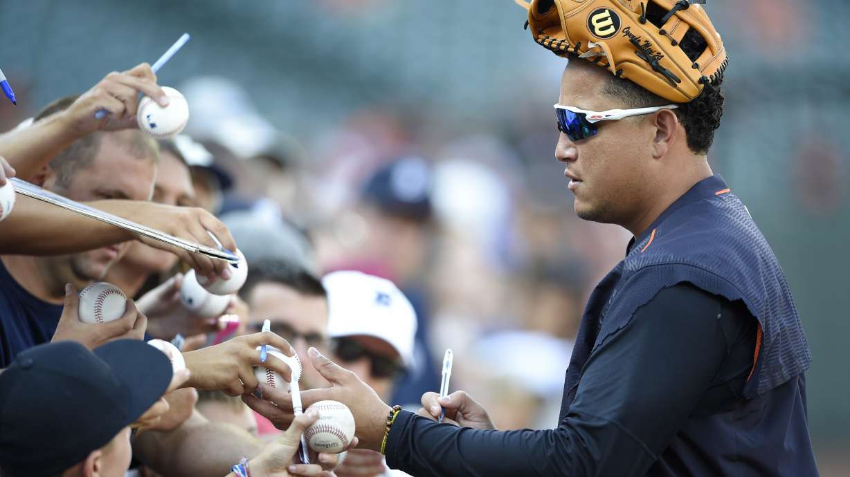 Orioles hit 3 HRs, end Tigers' 4-game run with 5-2 victory