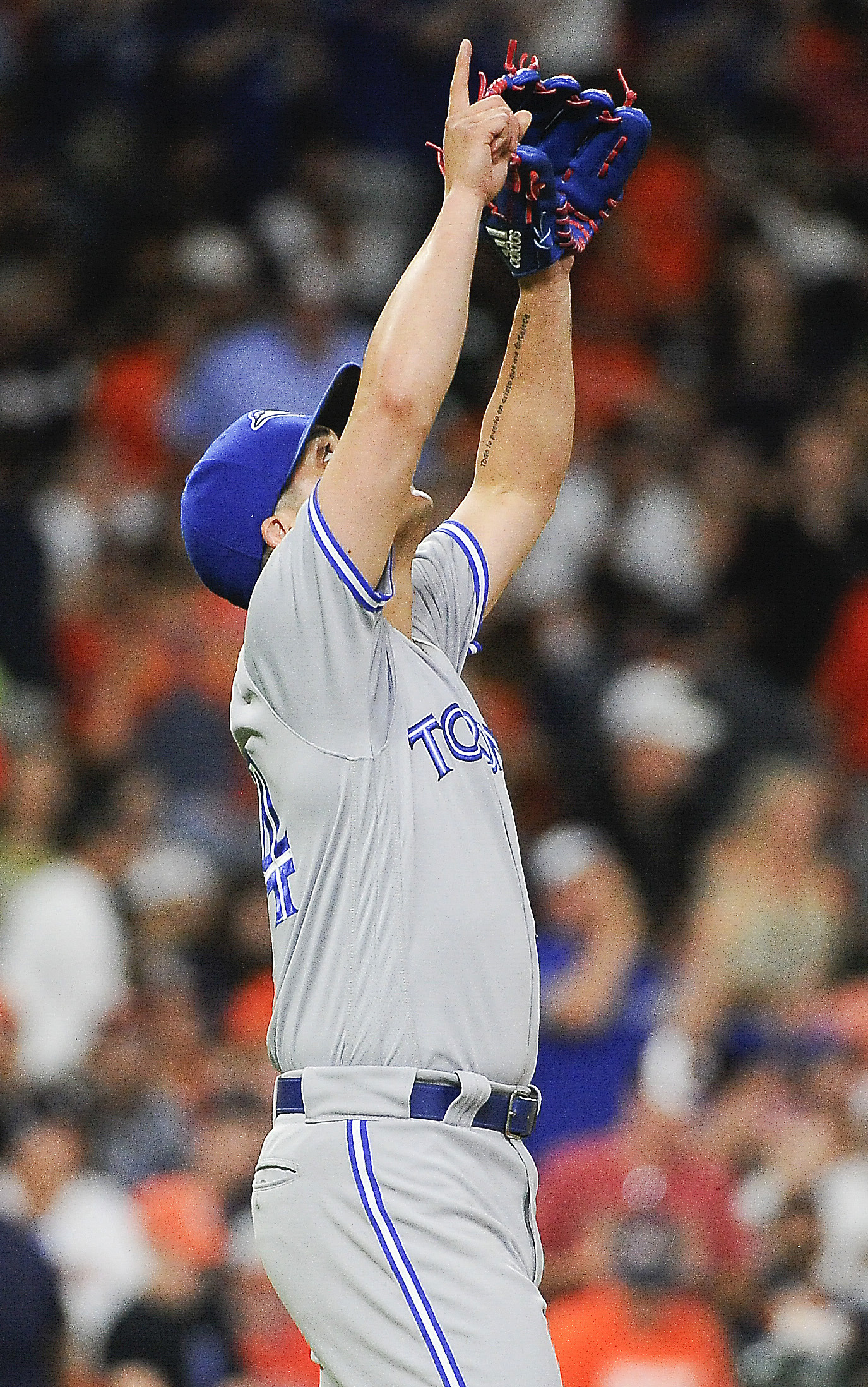 Goins' RBI single in 10th lifts Blue Jays past Astros, 4-3