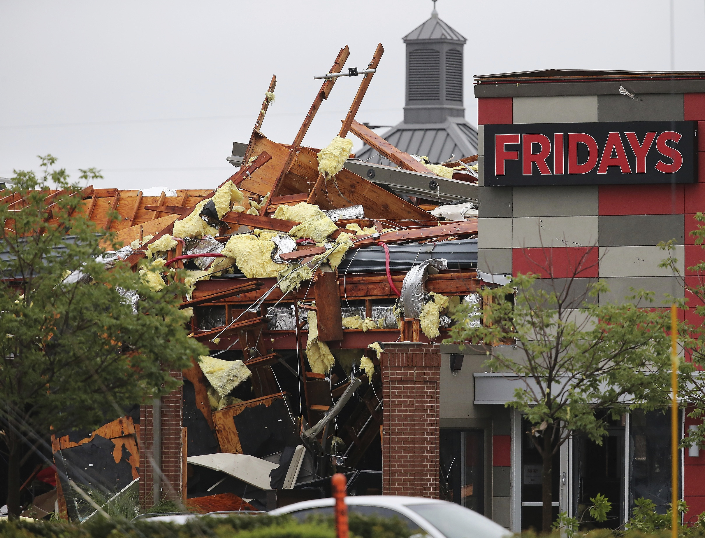 The Latest: 30 treated at St. Francis Hospital after tornado