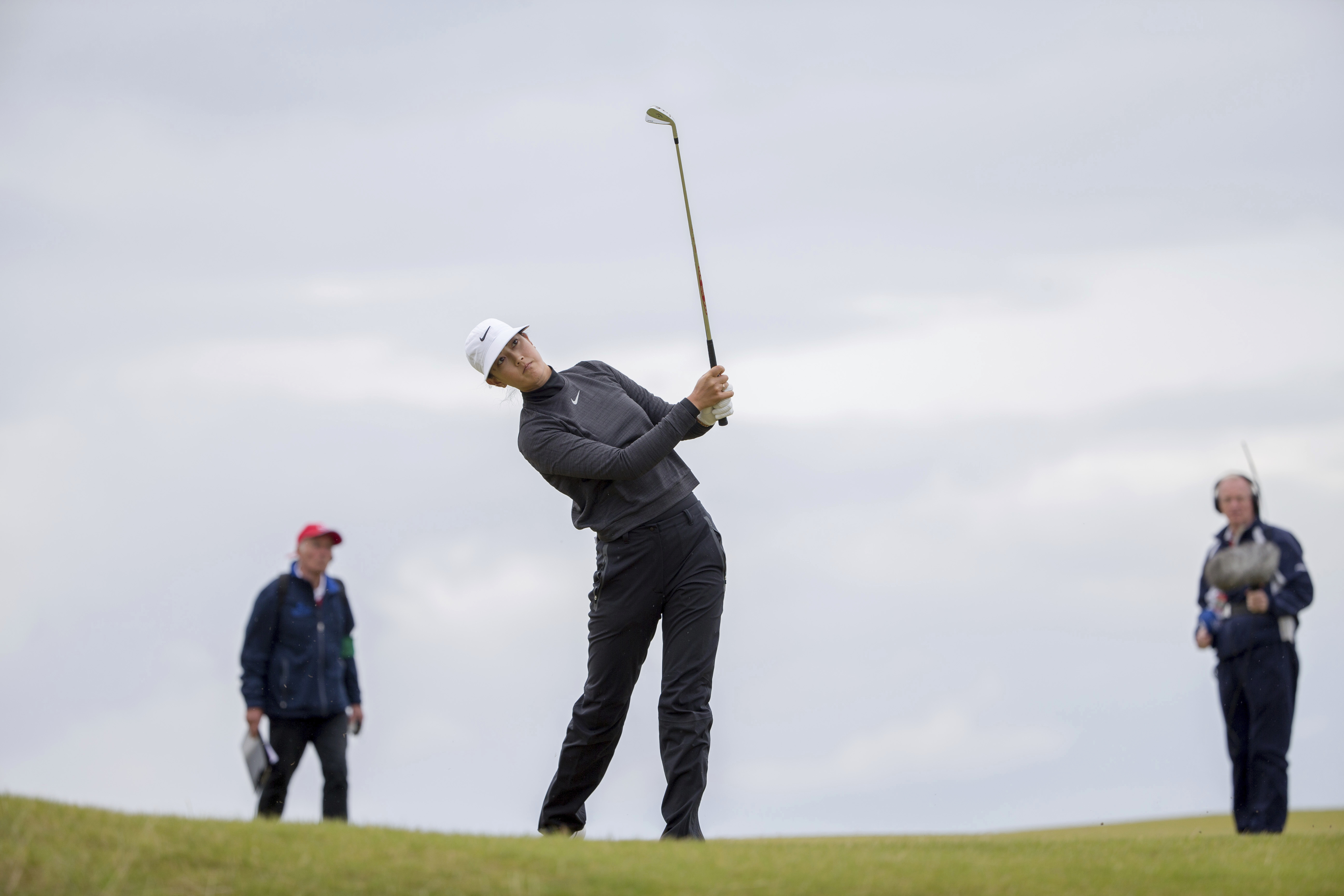 Kim holds on to win Women's British Open