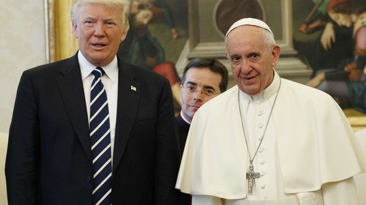 Evangelical Trump supporters want meeting with Pope Francis