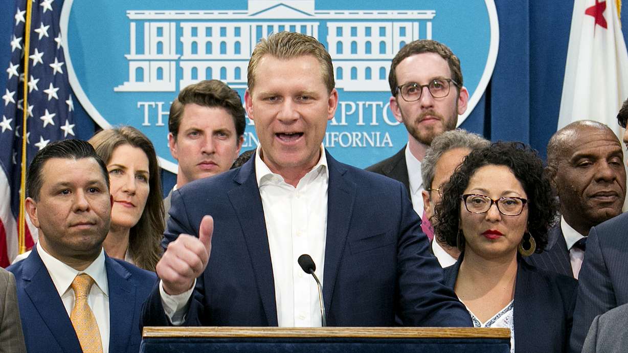 Climate deal swing votes among top oil money recipients