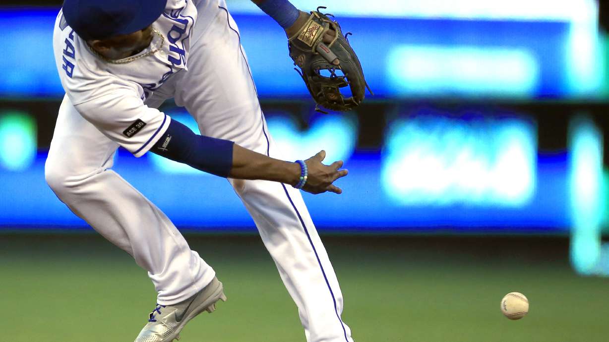 Carpenter homers as Cardinals beat Royals 11-3