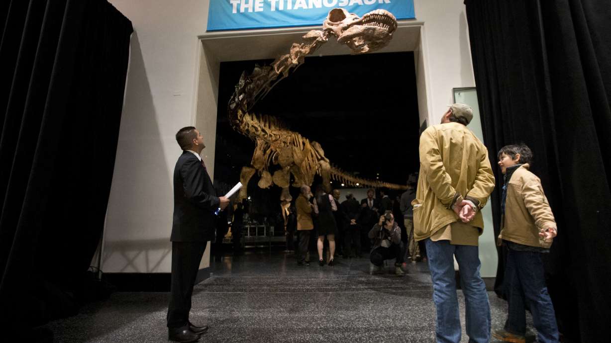 Meet the new heavyweight champion of dinosaurs: Patagotitan