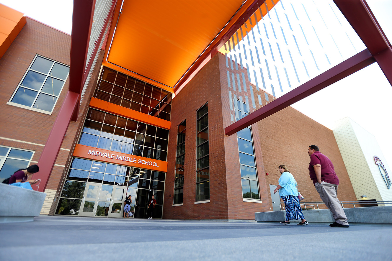 Photo: Scott G Winterton, Deseret News