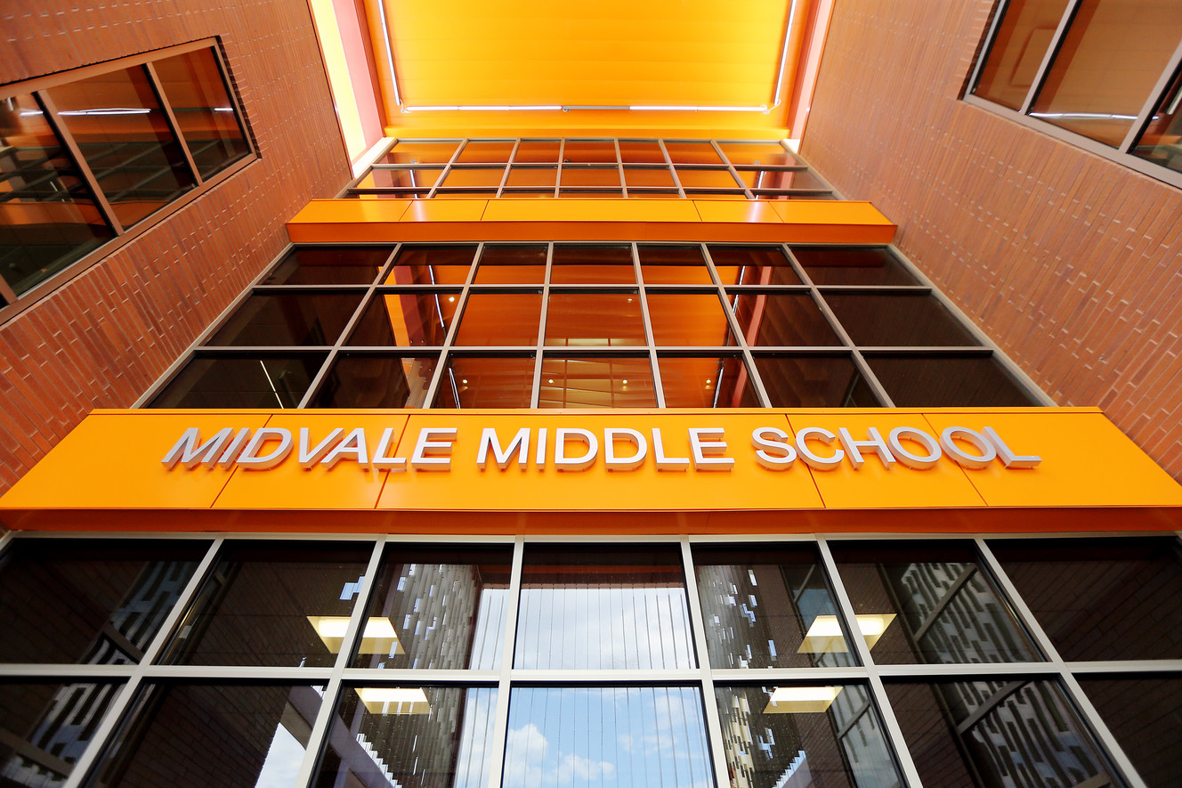 'Amazing' Midvale Middle School opens to high praise
