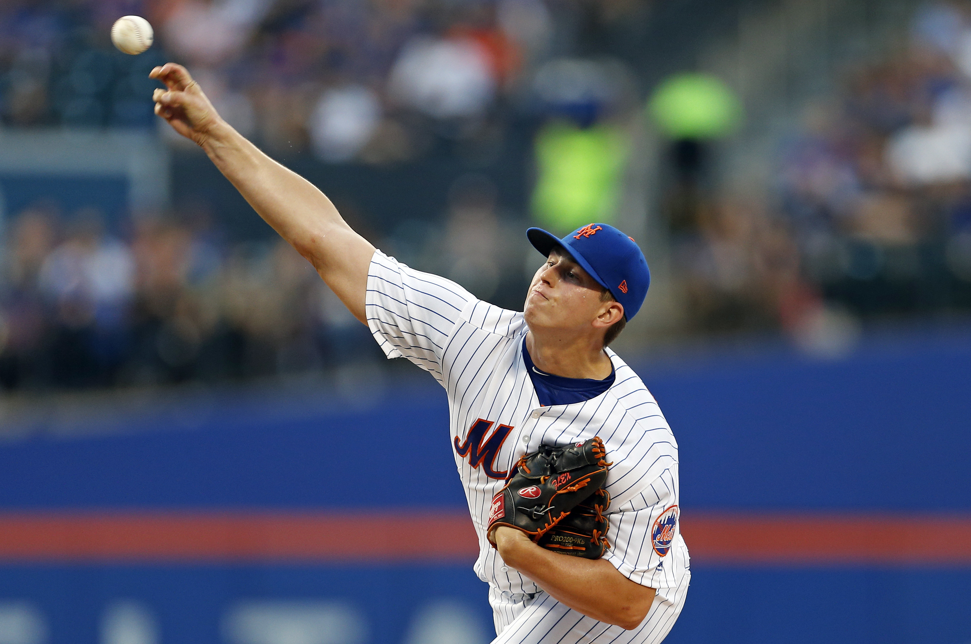 Flexen's 1st win helps Mets top Texas 5-4, stop 4-loss skid