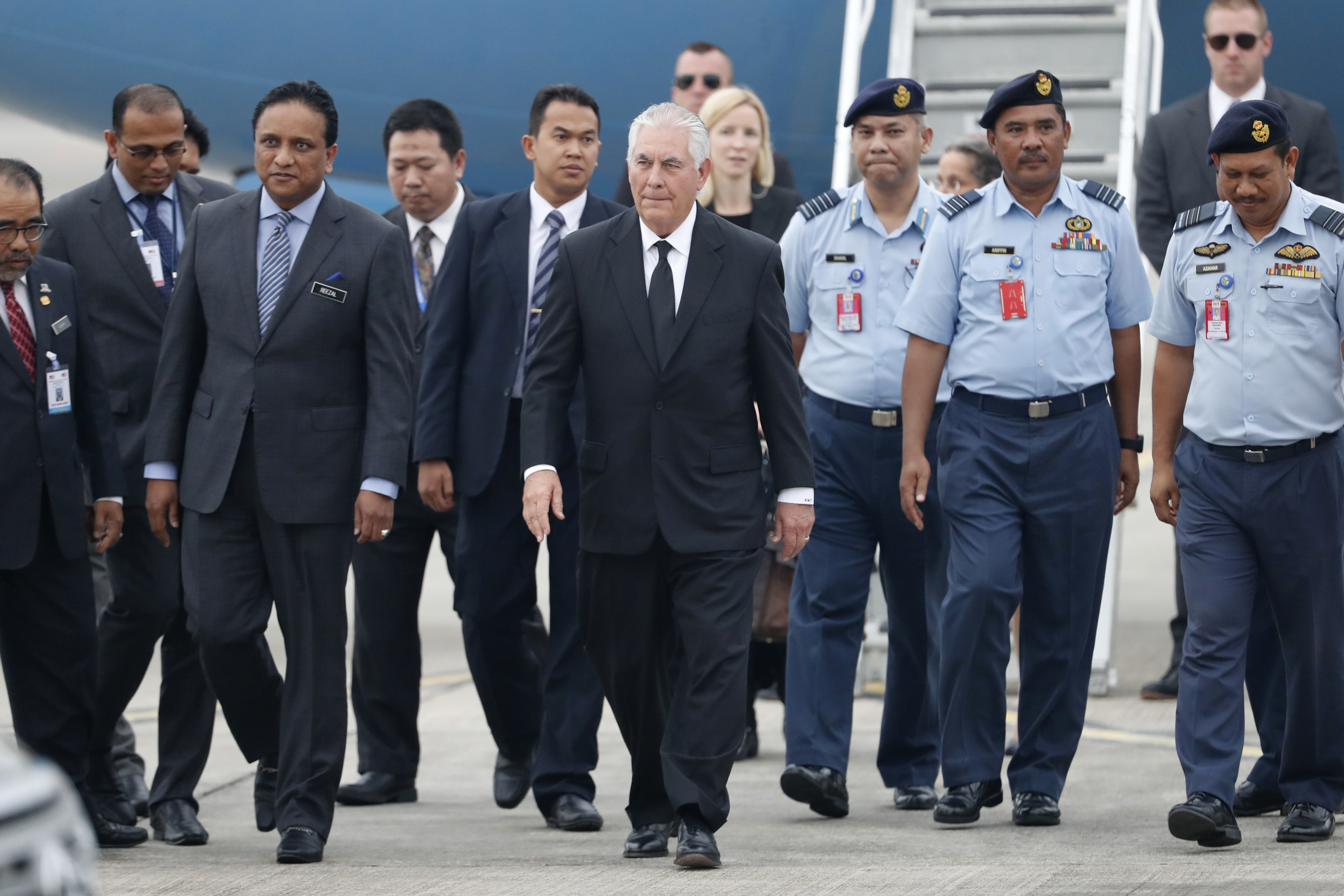 Tillerson leaves Malaysia, wraps up Southeast Asia tour