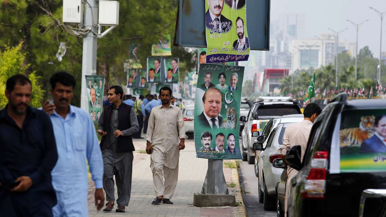 Deposed Pakistani PM begins 2 days of rallies