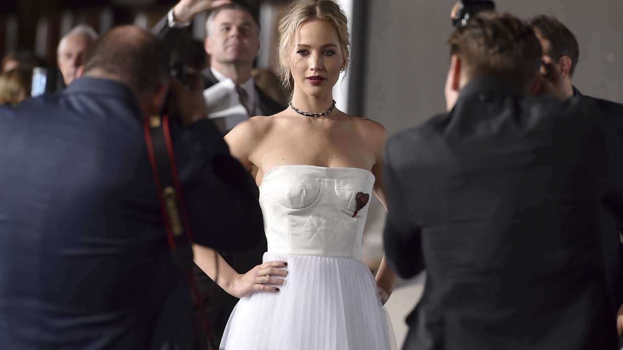 Jennifer Lawrence opens up about boyfriend Darren Aronofsky