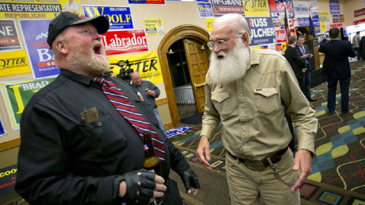 Former Idaho gubernatorial candidate rescued from wildfire, wife found dead