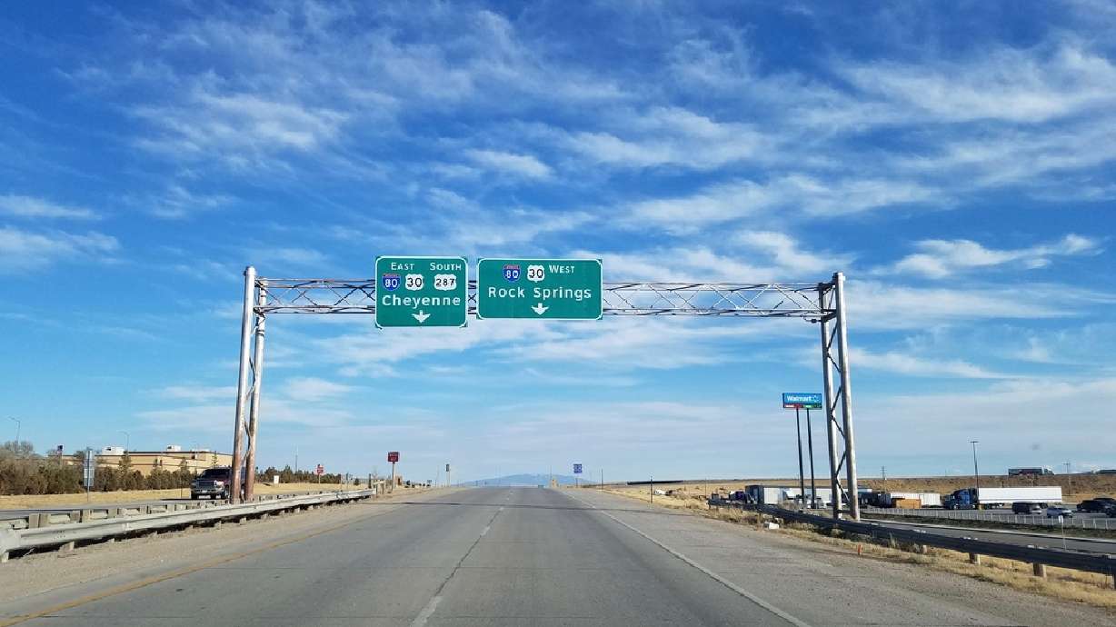Chase on Wyoming interstate goes on for over 90 miles