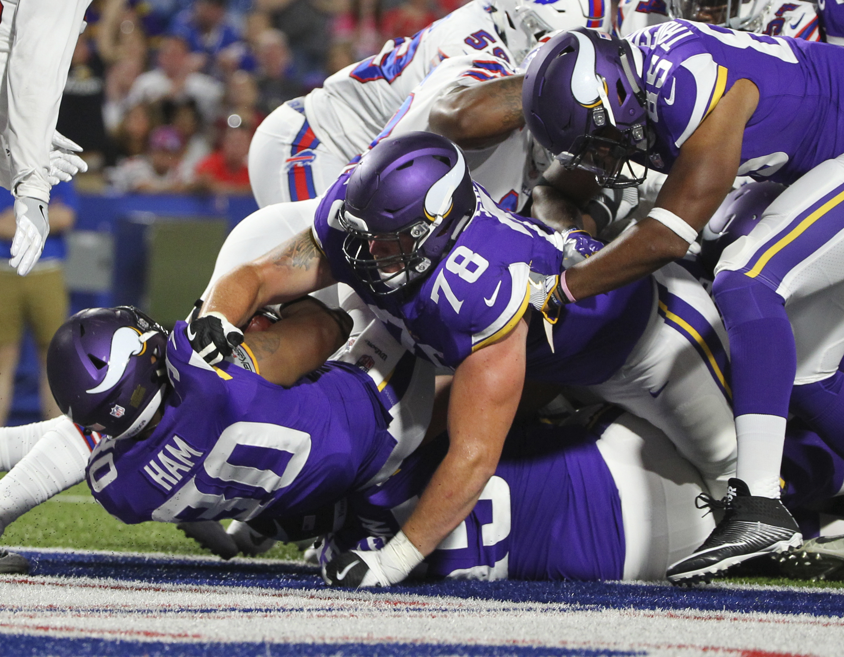 Keenum leads Vikings to 17-10 preseason win over Bills