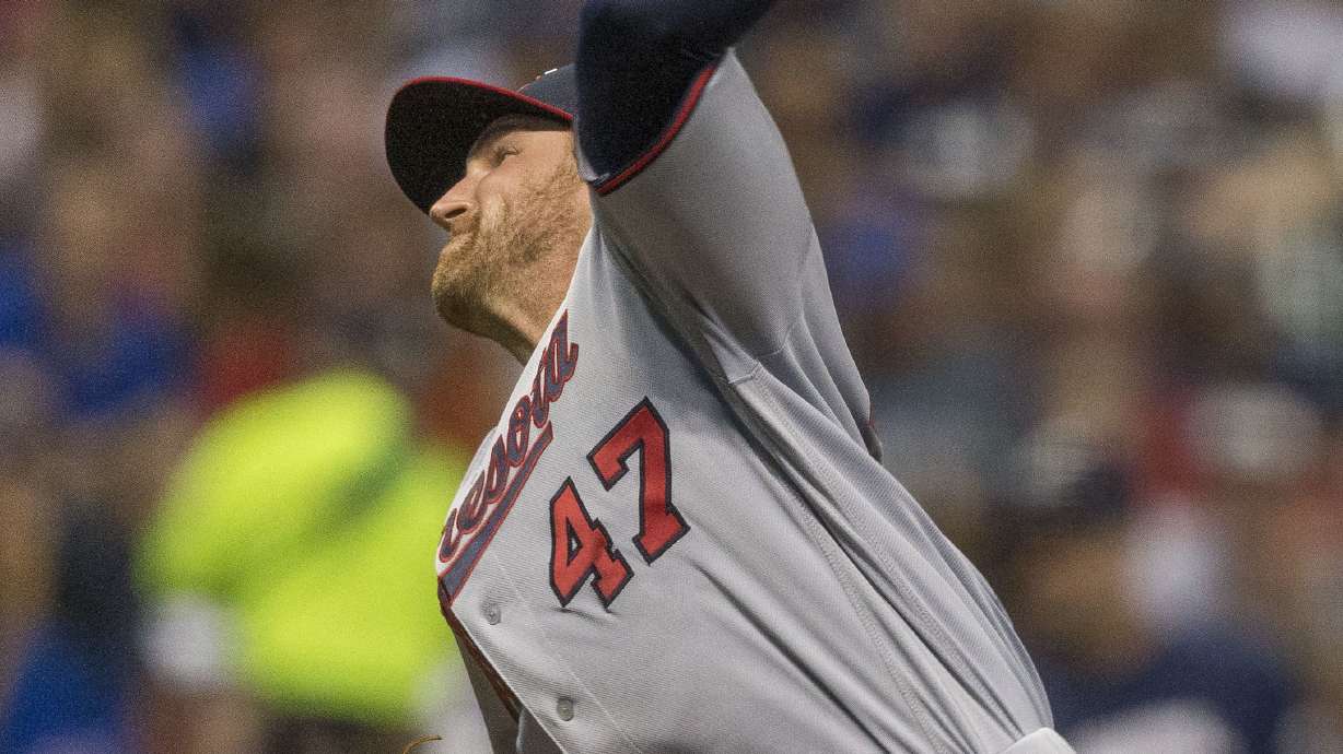Mauer, Buxton lead Twins over Brewers 7-2
