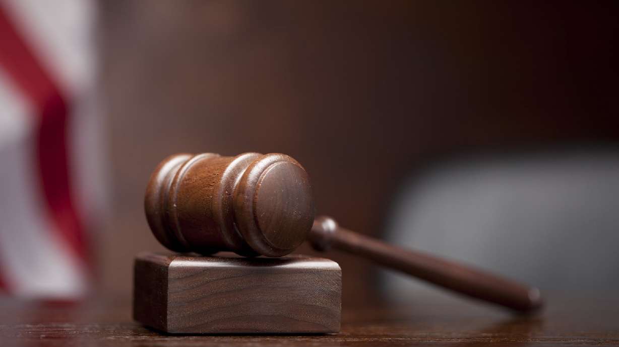 Charges: Woman convicted of embezzlement charged with embezzling to pay restitution