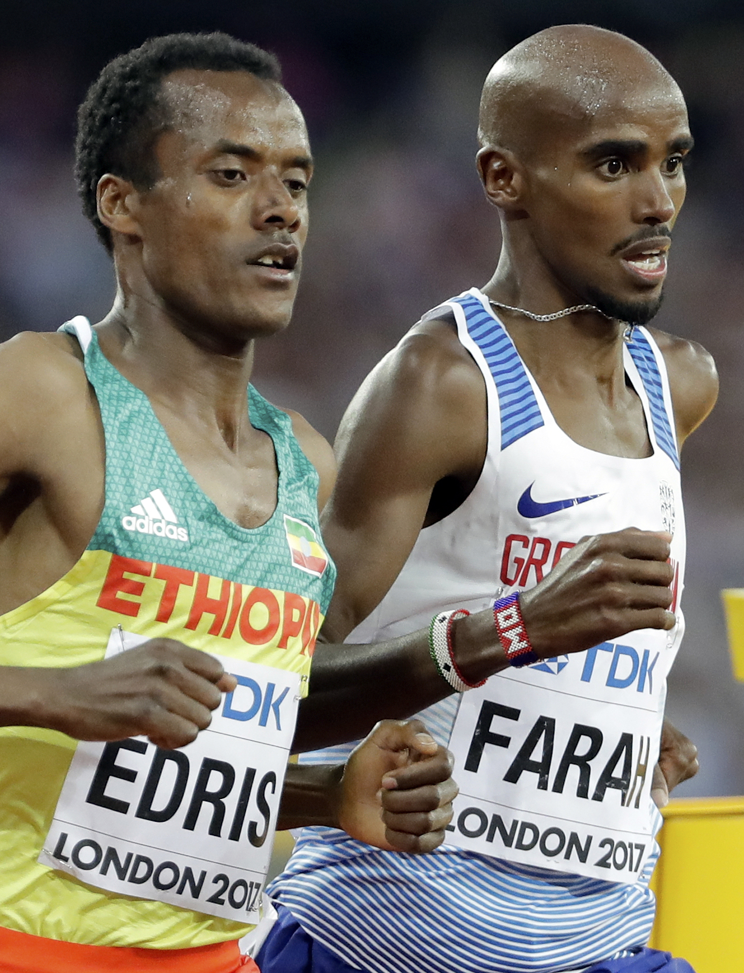 Mo Farah loses in final race on track at worlds