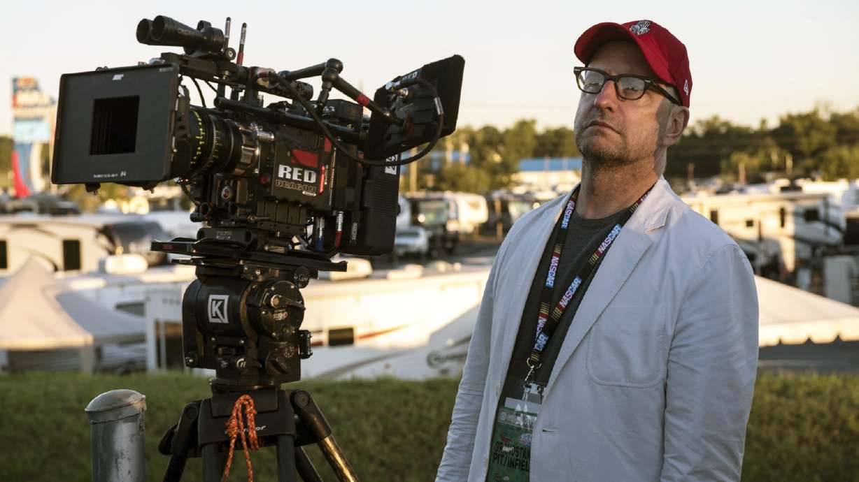 Unretired, Soderbergh wants to pull a fast one on Hollywood