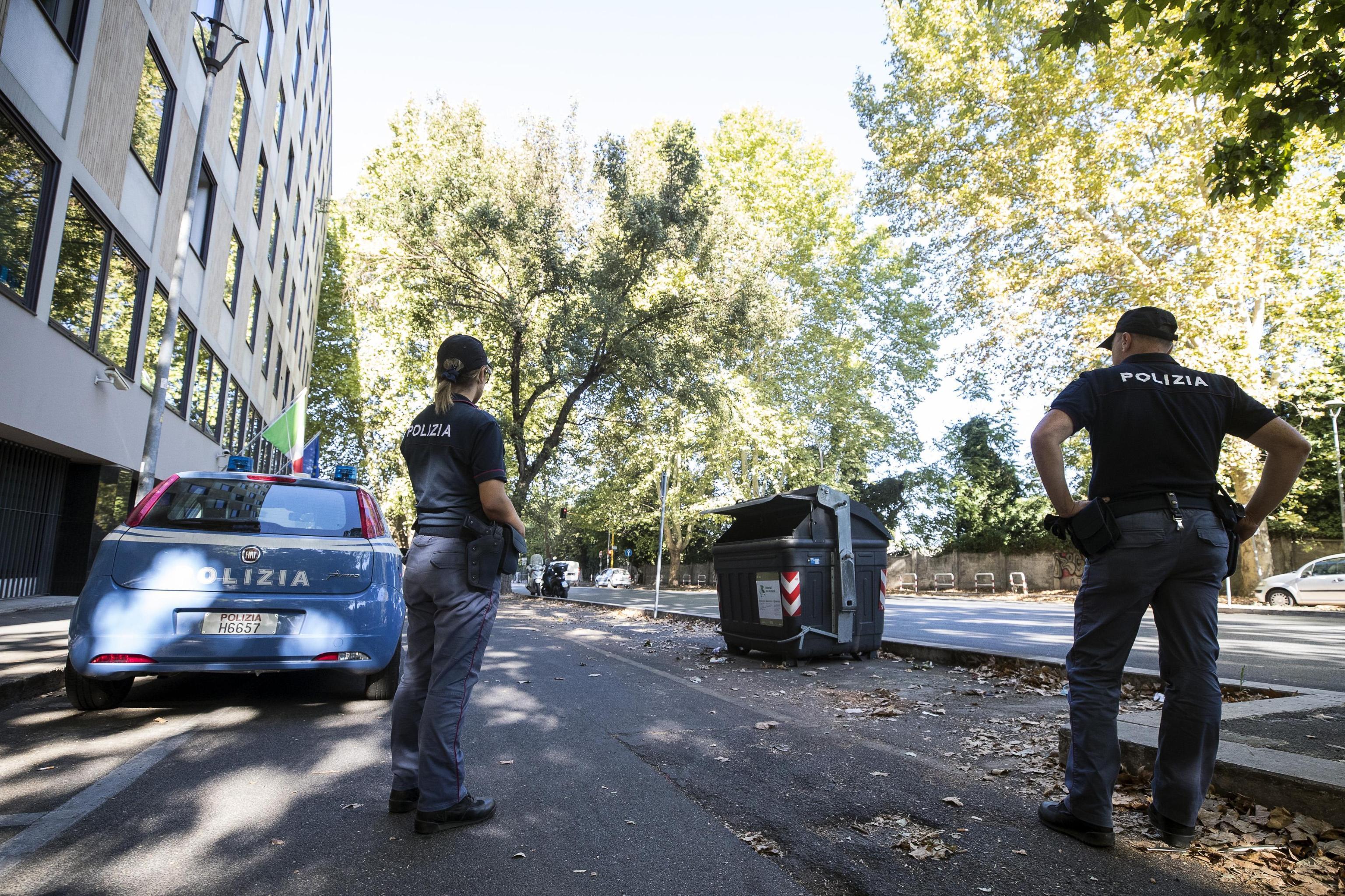 Man held in Rome after sister's dismembered body found trash