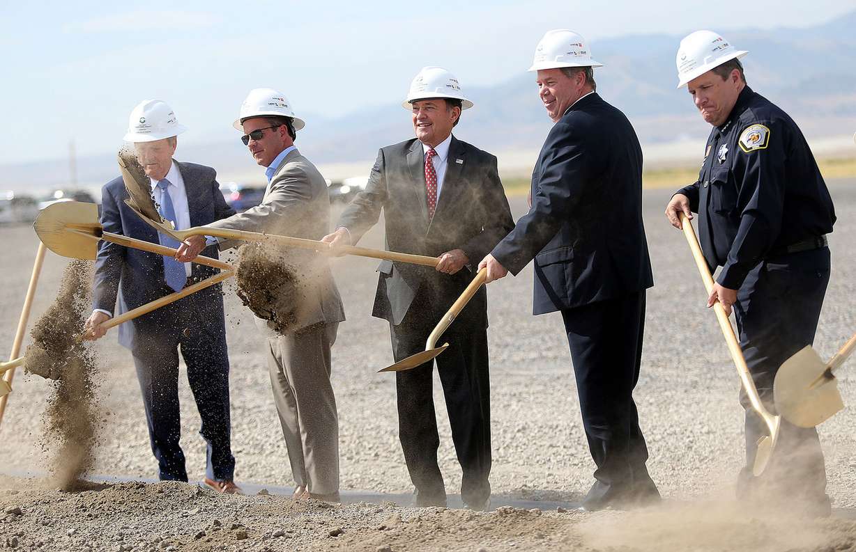 Sen. Jerry Stevenson, R-Layton, left, Rep. Brad Wilson, R-Kaysville, Gov. Gary Herbert, Rep. Eric Hutchings, R-Kearns, and Rollin Cook, executive director of the Utah Department of Corrections, ceremoniously break ground on the new Utah State Correctional Facility in Salt Lake City on Wednesday, Aug. 16, 2017. (Photo: Kristin Murphy, Deseret News)