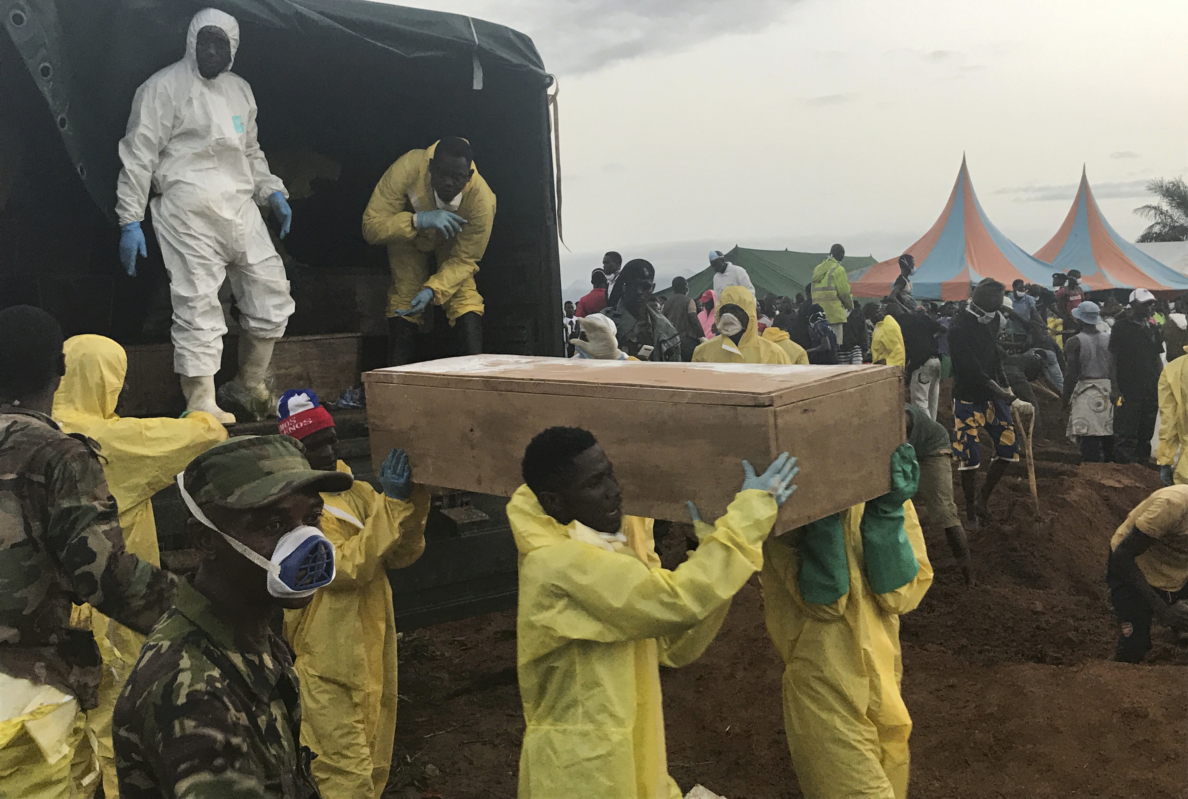 Sierra Leone death toll now up to 450 after mudslides