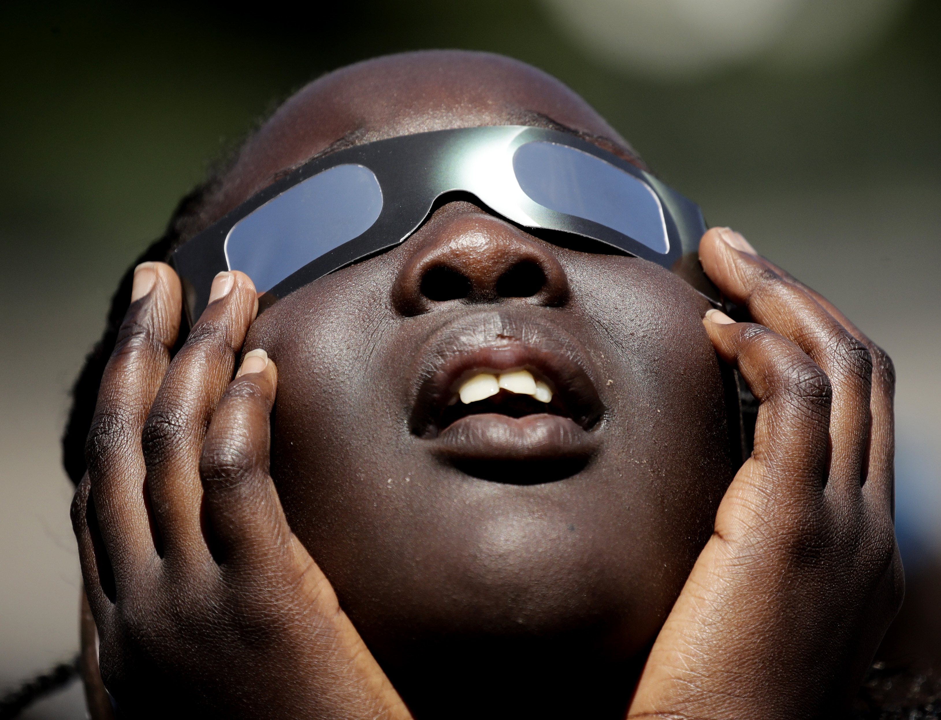Americans stake out prime viewing spots to watch the eclipse