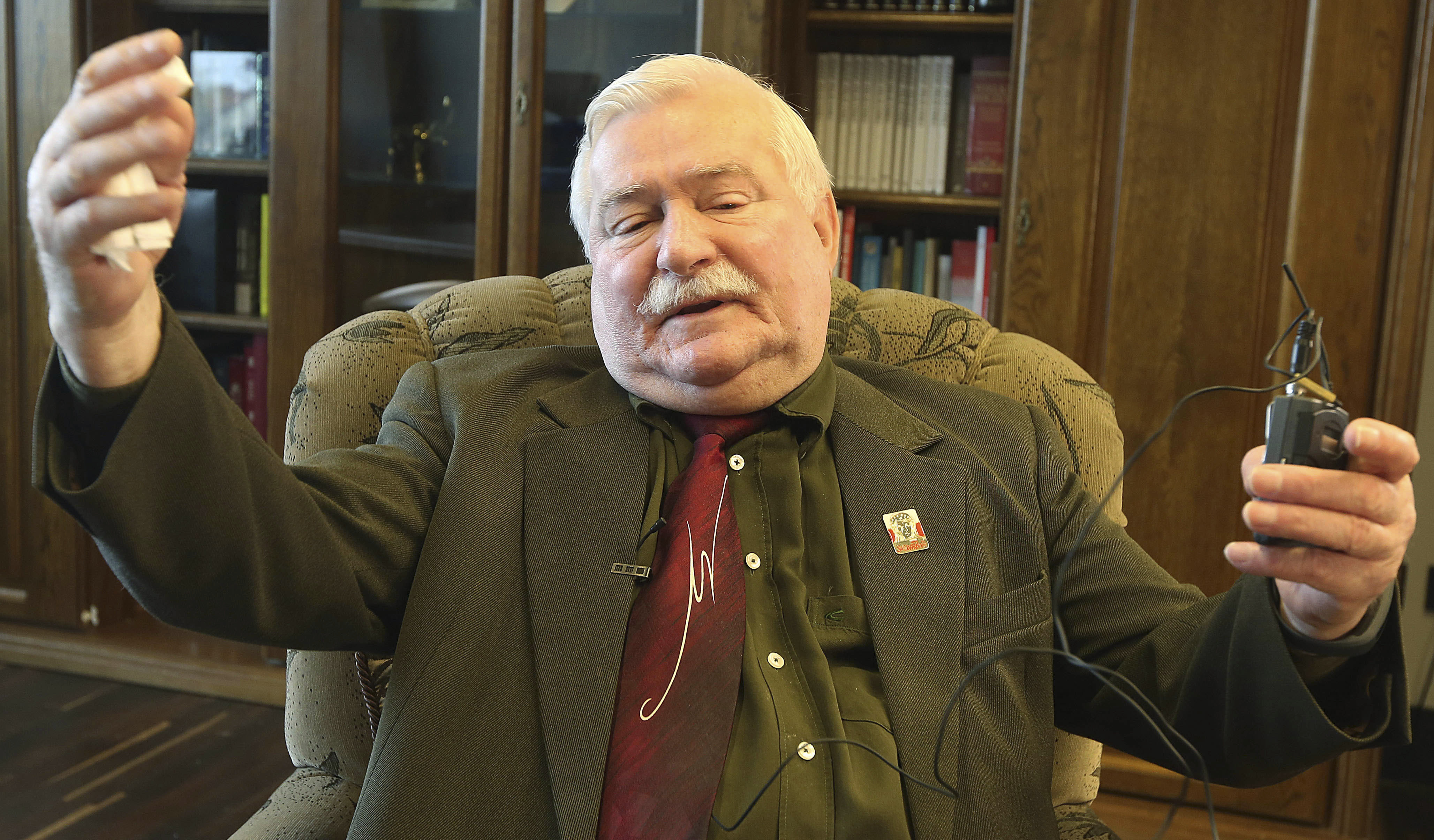 Walesa says he's victim of 'political crime' in Polish probe