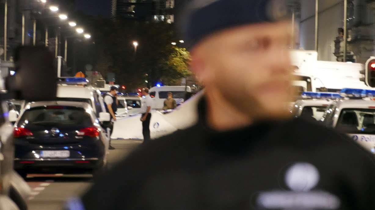 Knife-wielding man shot dead in Brussels 'terror attack'