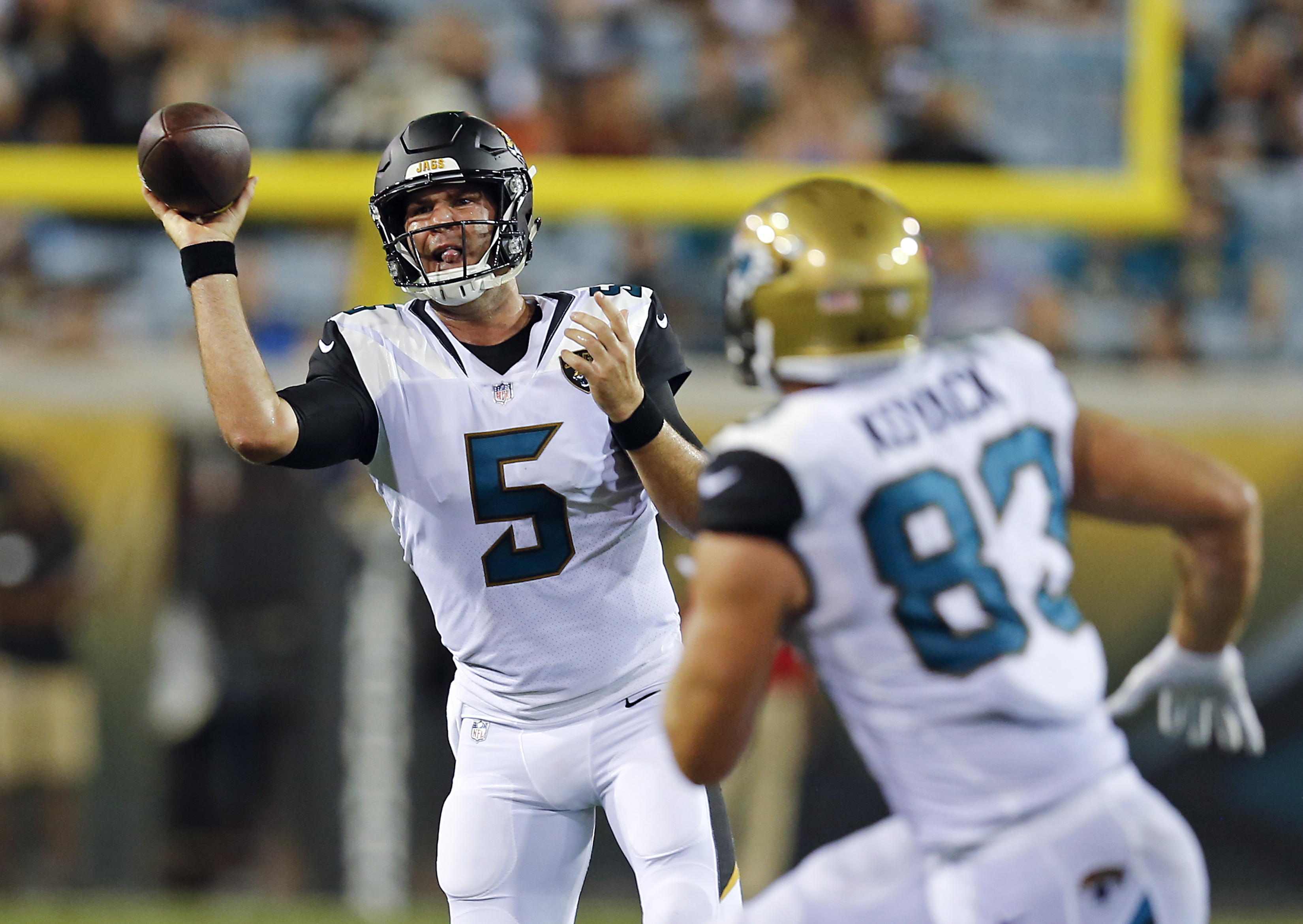 Jaguars select Blake Bortles starting QB heading into season