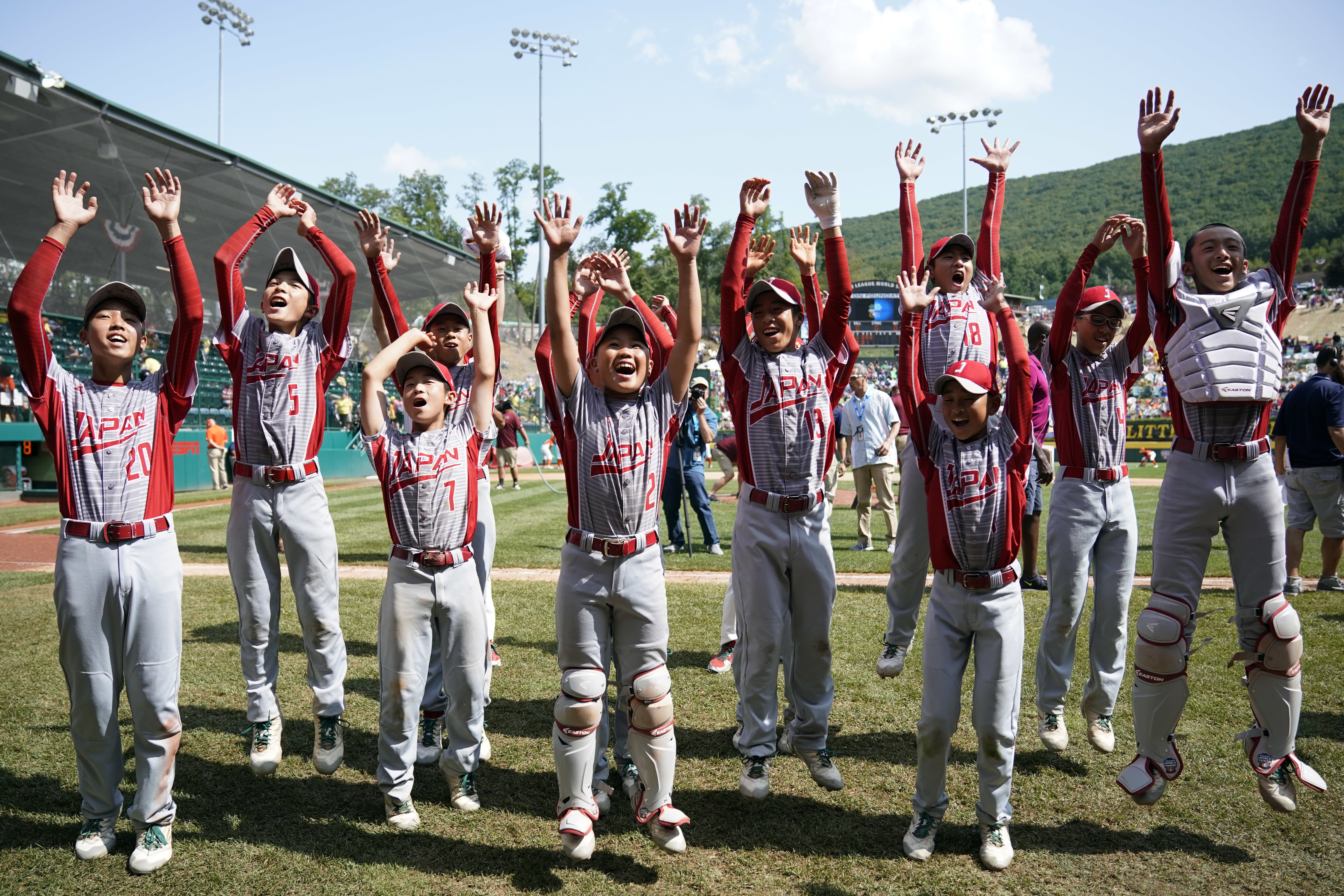 Lufkin, Texas, takes on mighty Japan for LLWS title