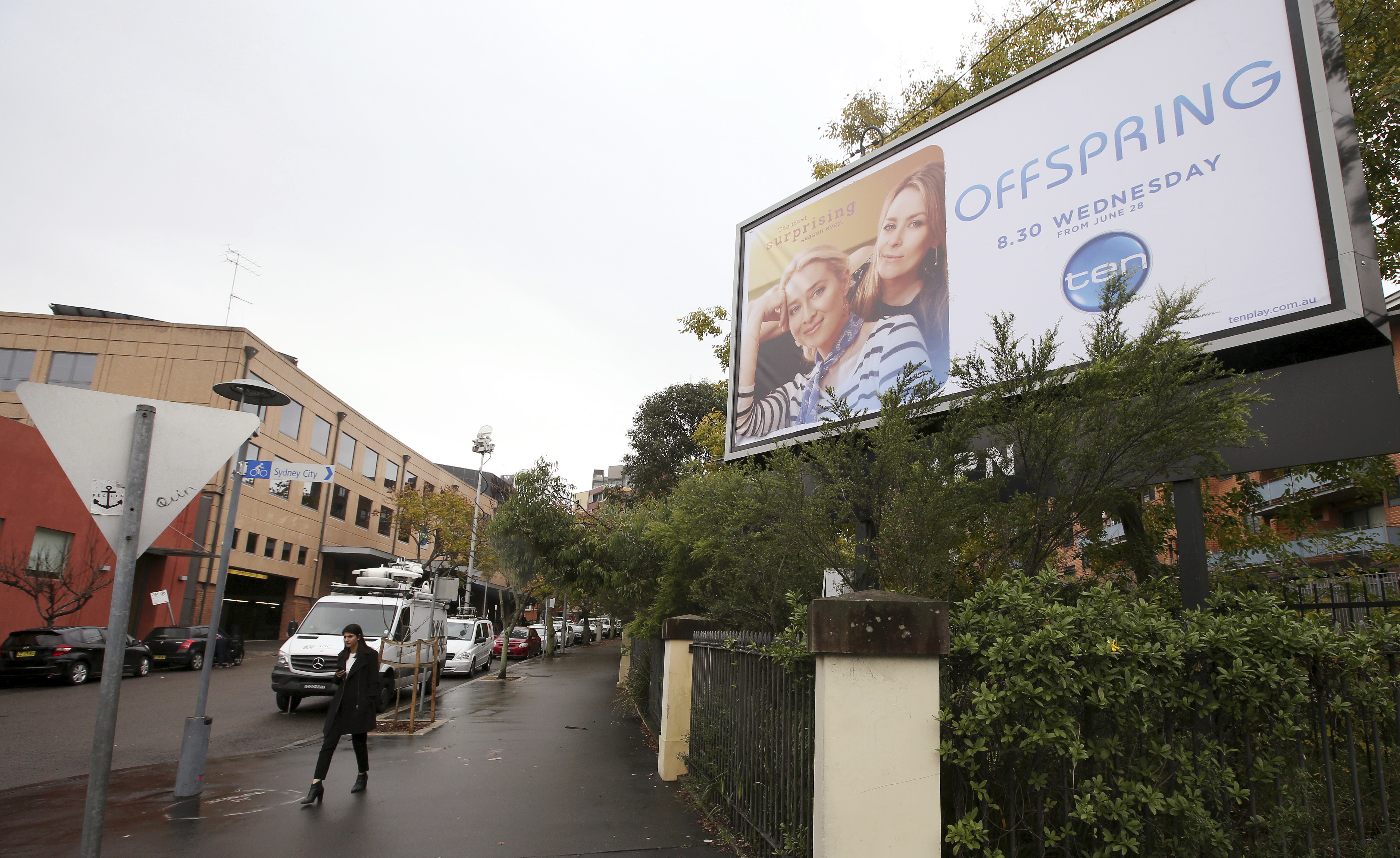 Australian government open to CBS takeover of local network