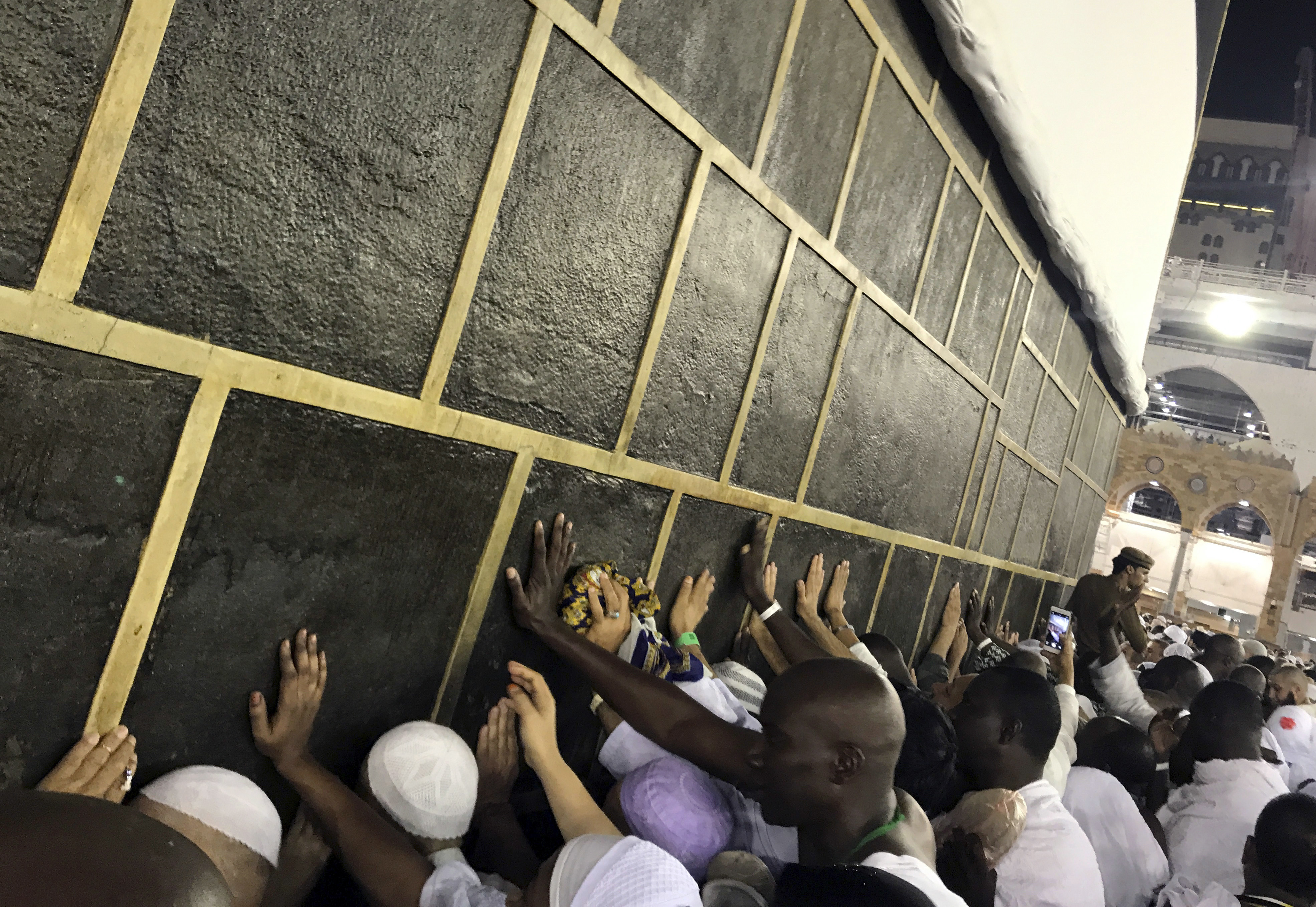 Hajj pilgrimage entangled in web of Saudi politics