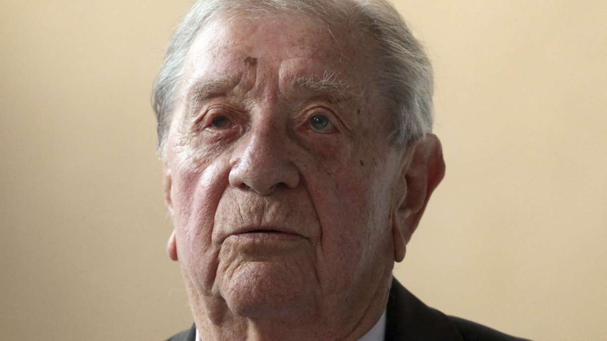 Renowned Hungarian film director Karoly Makk dies at 91